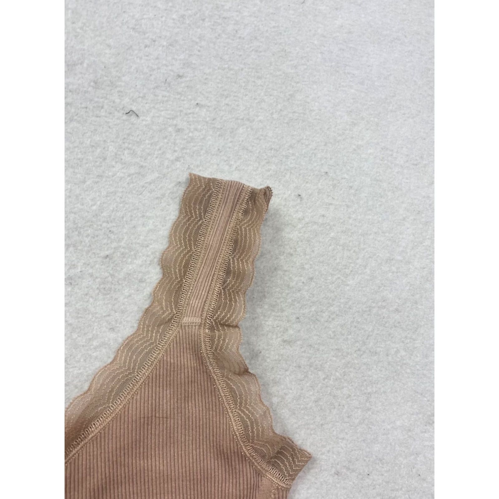 Hanes Hanes Signature Bralette Unisex Adults Size Grande One Size Beige Seamless Ribbed L Bralette Womens Mens Boys Girls Size ONE SIZE - 7 Thumbnail