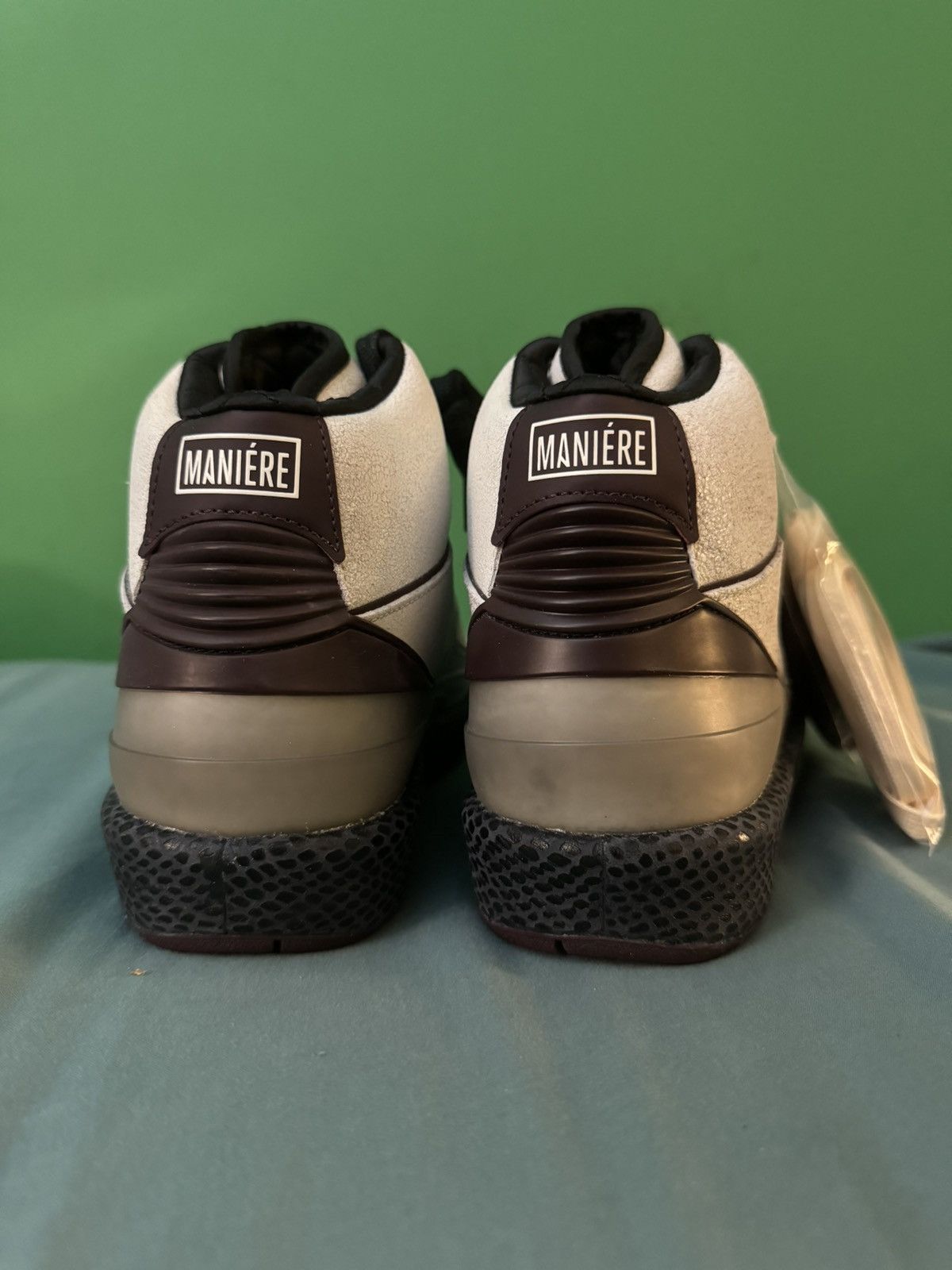 Jordan Brand Nike Air Jordan 2 A Ma Maniere 2022 Size US 7 / EU 40 - 3 Thumbnail