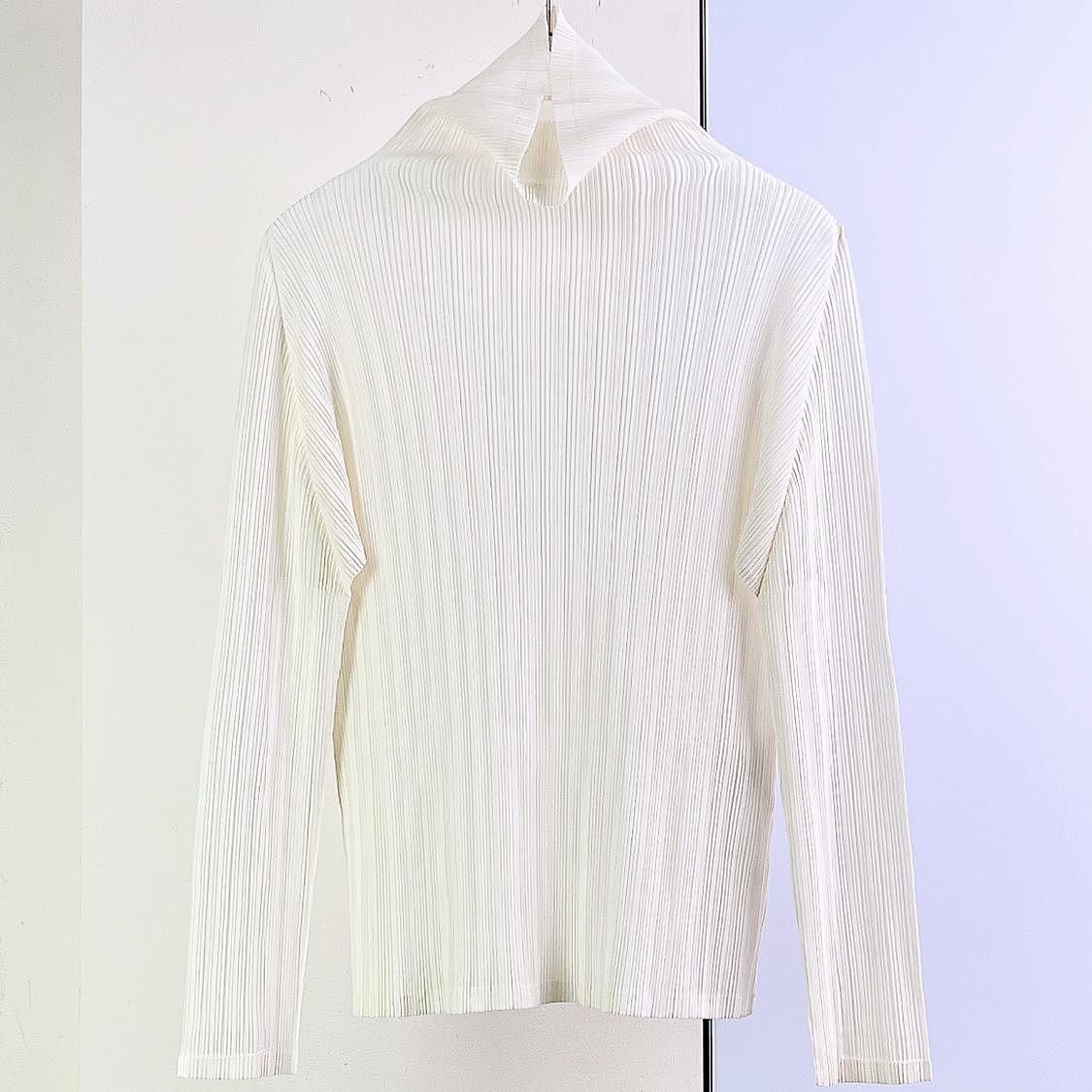 Pleats Please Issey Miyake Pleats Please Issey Miyake Pleated Long Sleeve Top Size 3 Size M / US 6-8 / IT 42-44 - 1 Thumbnail