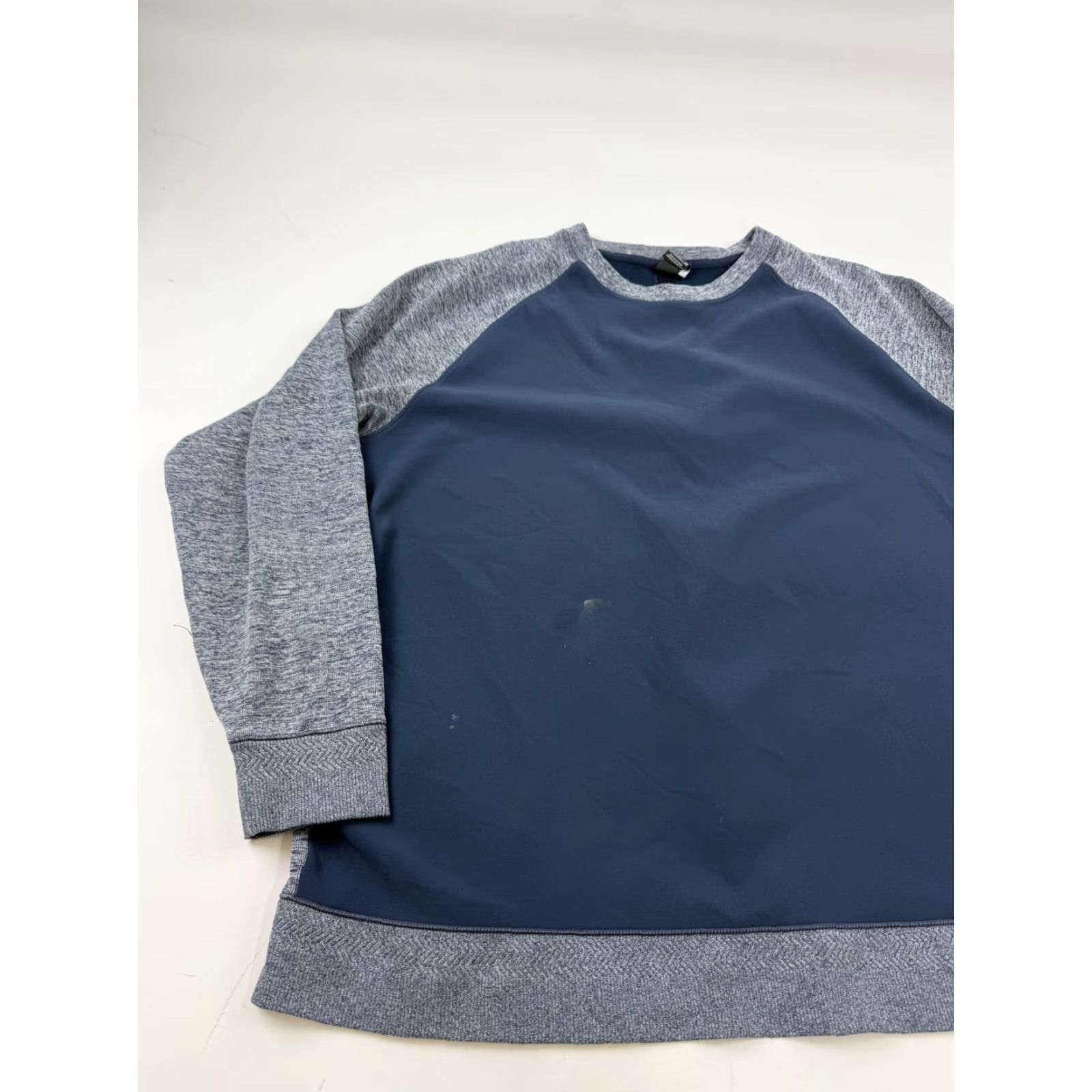 Nike Nike Sweatshirt Mens 2XL Blue Gray Dri-Fit Crewneck Raglan Pullover Training Size US XXL / EU 58 / 5 - 2 Thumbnail