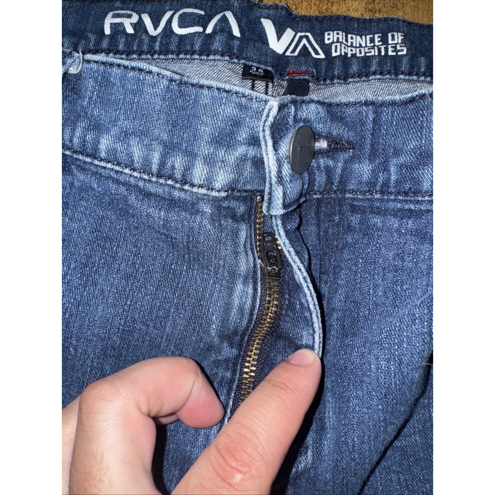 RVCA × Vintage RVCA Blue Denim Jeans Men’s 36x30 Slim Straight Casual Skate Size US 36 / EU 52 - 4 Thumbnail