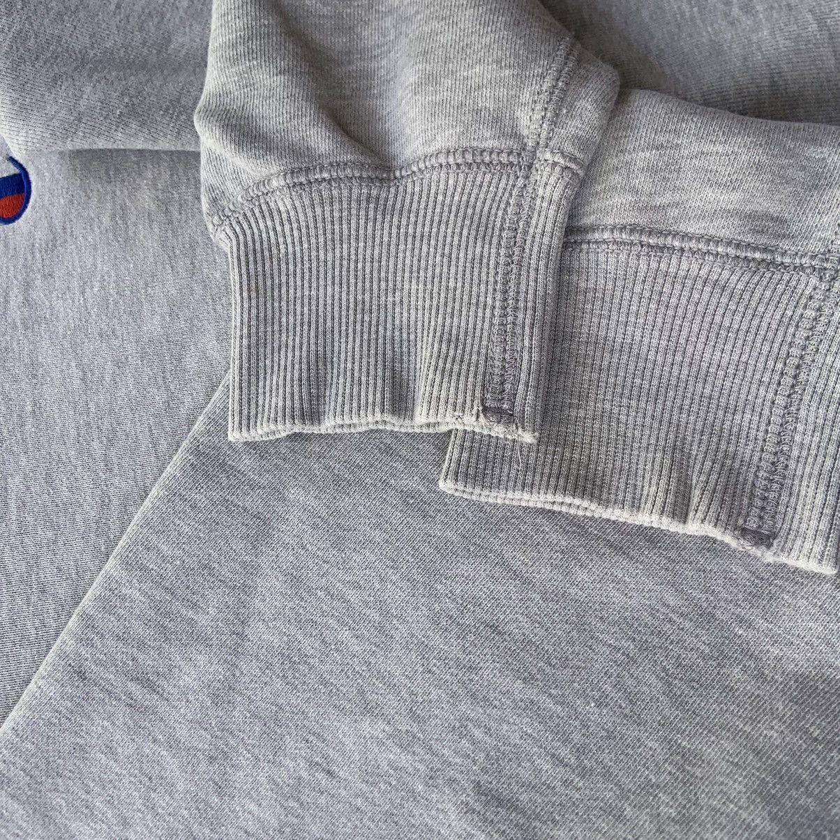 Champion Champion Y2K Sweatshirt x Vintage Size US L / EU 52-54 / 3 - 5 Thumbnail