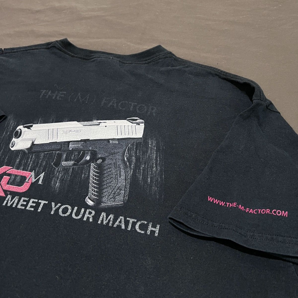 Vintage Y2K SPRINGFIELD XDM Promo Tee XL MILITARY WEAPONS GUN Size US XL / EU 56 / 4 - 6 Thumbnail