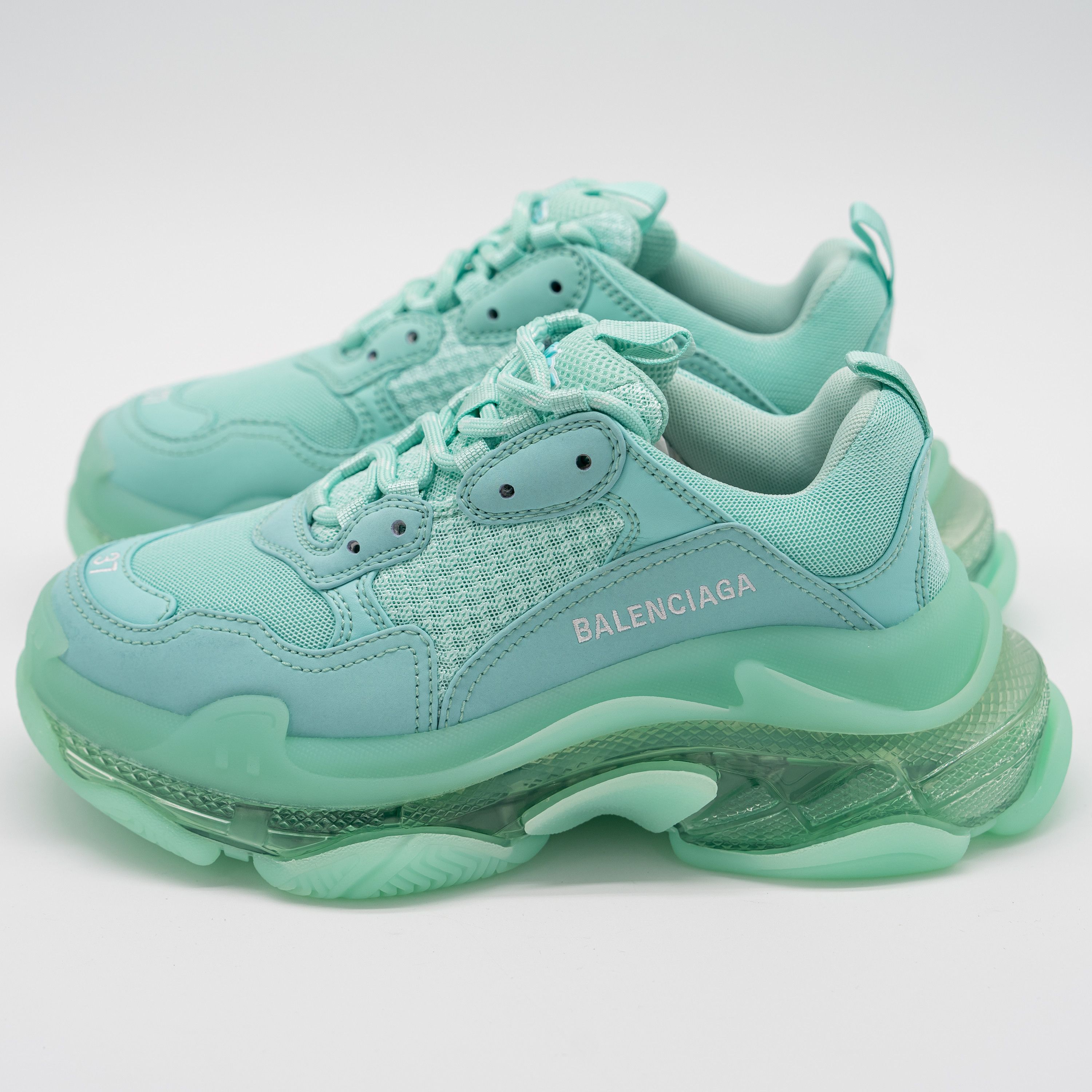Balenciaga 37 EU / 7 US Balenciaga Triple S Sneakers Mint Green Size US 7 / IT 37 - 4 Thumbnail