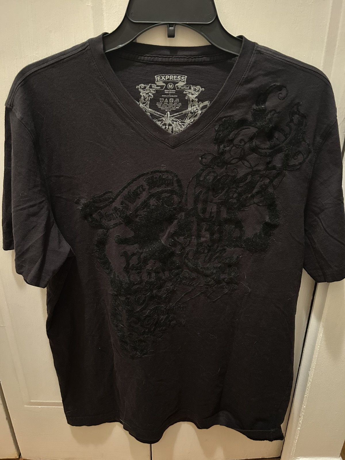 Other Essence Vneck Size US M / EU 48-50 / 2 - 2 Thumbnail