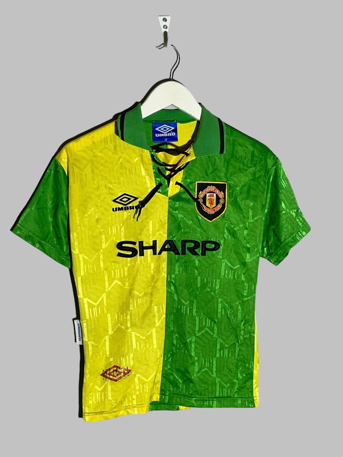 Umbro × Vintage Manchester United Umbro 1992/94 Third Vintage Boys Jersey Size US XS / EU 42 / 0 - 2 Thumbnail