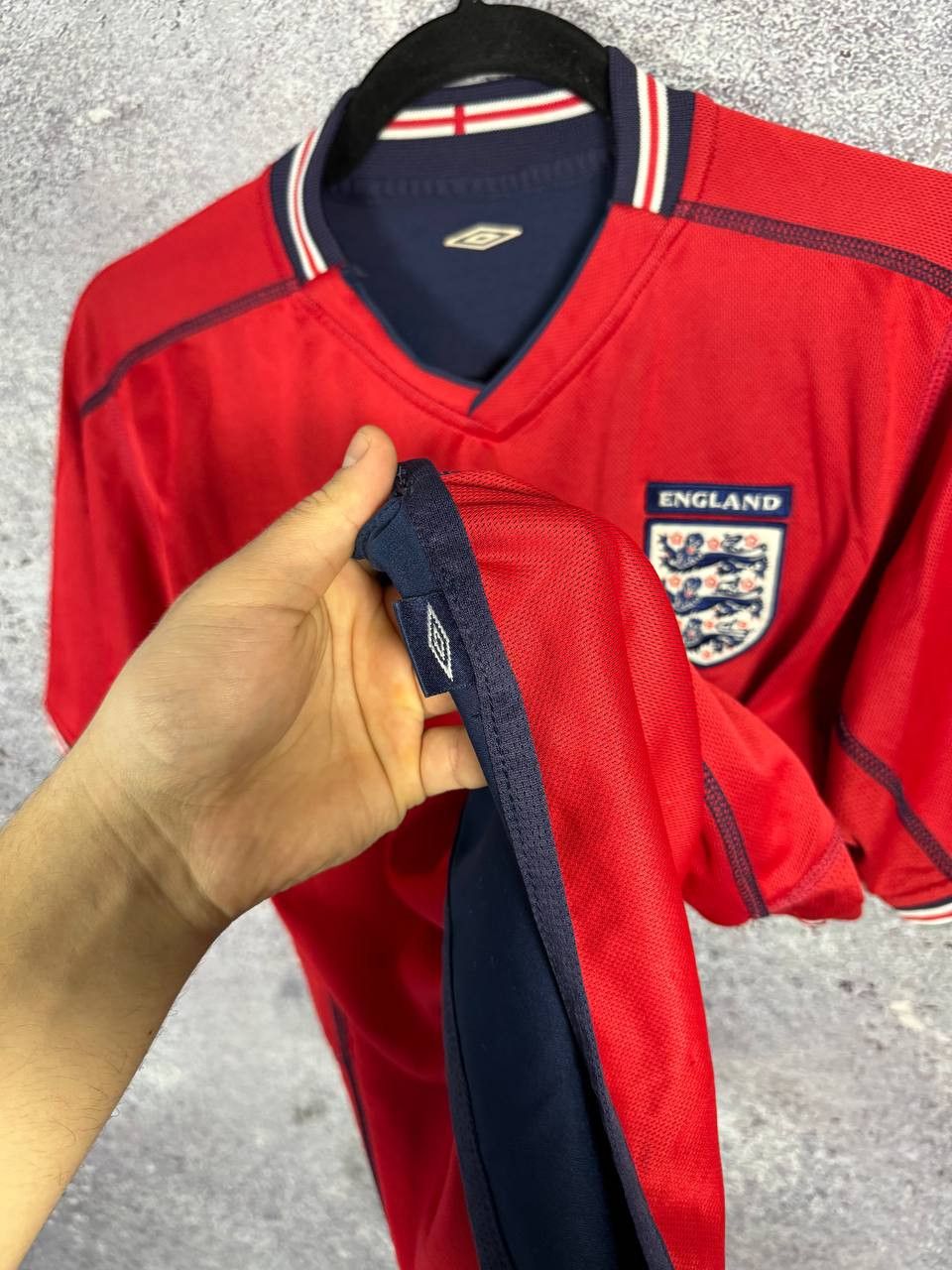 Umbro England National Team 2002 Umbro Soccer Jersey Size US M / EU 48-50 / 2 - 12 Thumbnail
