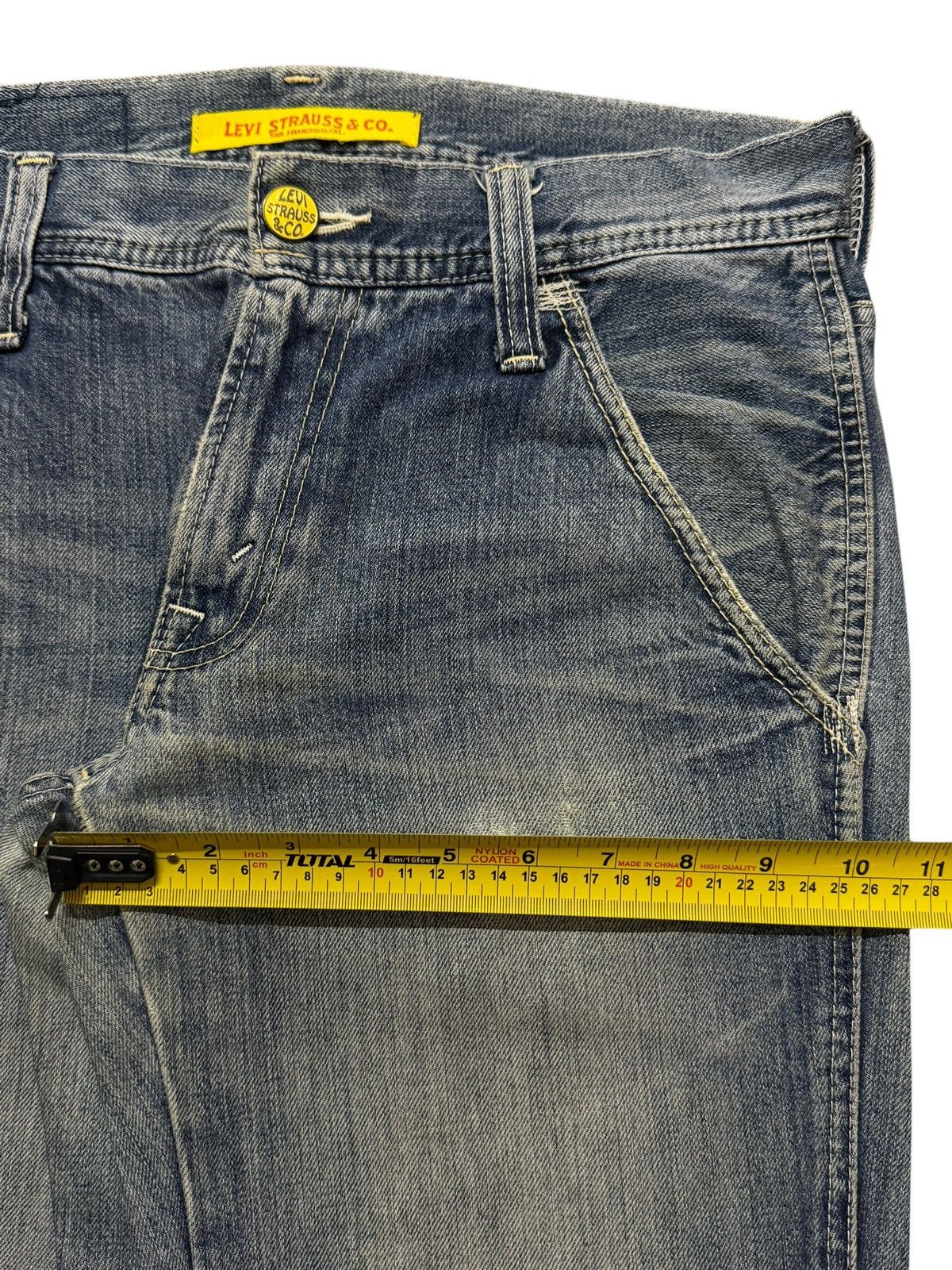 Levi's Vintage Y2K Levis 502 Blue Faded Wash Yellow Tab Regular Fit Size US 31 - 14 Thumbnail