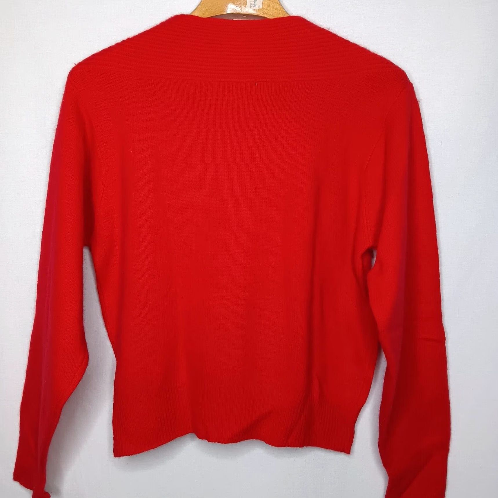 Vintage VINTAGE Carraige Court Sweater Women Medium Red Angora Lambswool Blend Knit Pullover style Classic 90s? Size M / US 6-8 / IT 42-44 - 2 Thumbnail