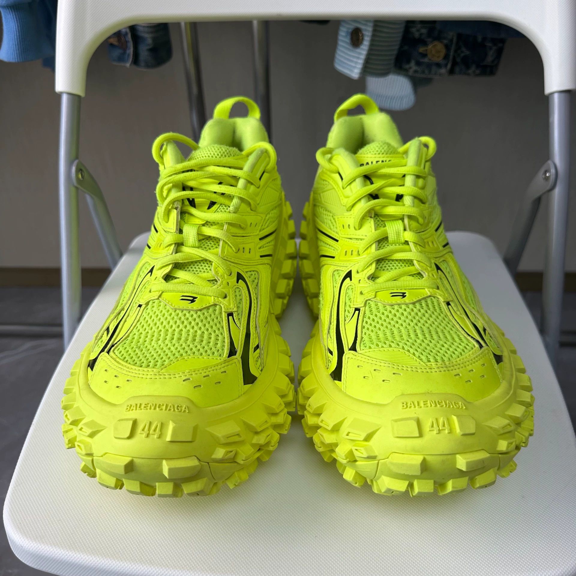 Balenciaga Balenciaga Defender BOUNCER Men's Neon Green Sneaker 44 Size US 11 / EU 44 - 2 Thumbnail