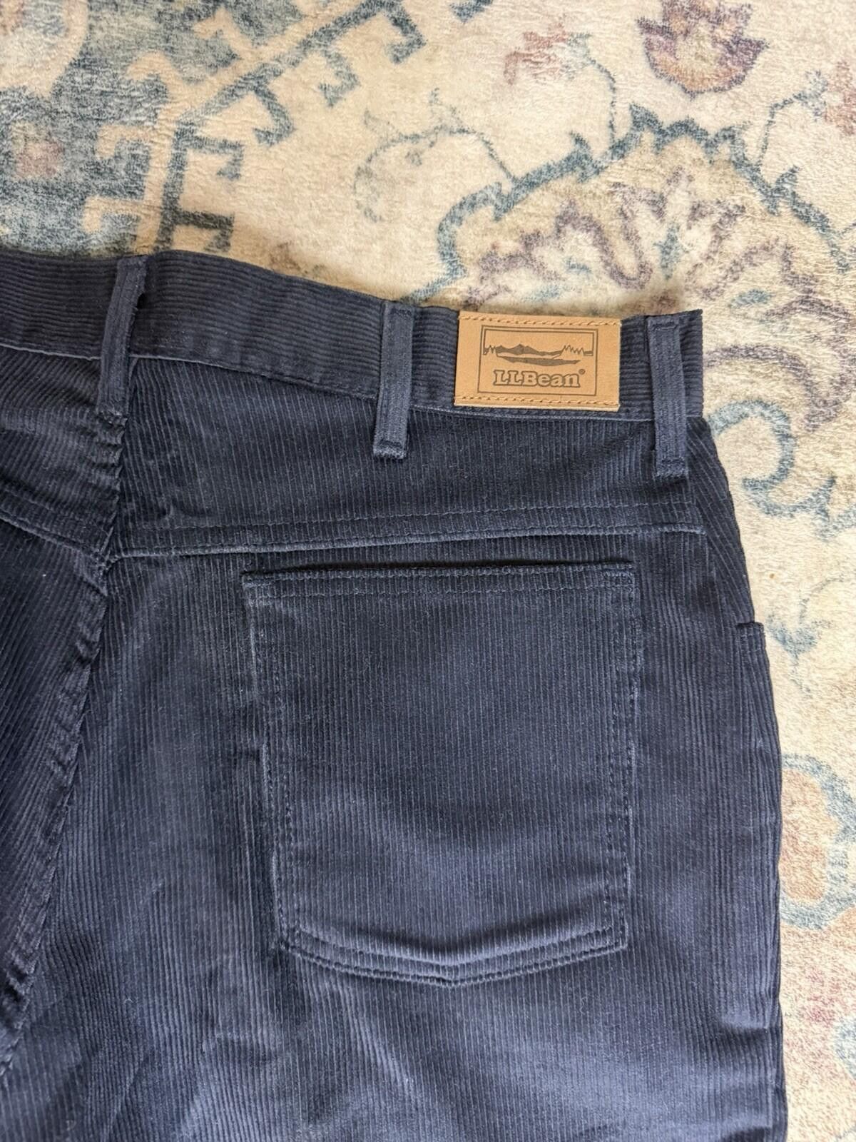 L.L. Bean Vintage LL Bean Corduroy Pants Mens 33x30 Classic Fit Navy Size US 33 - 3 Thumbnail
