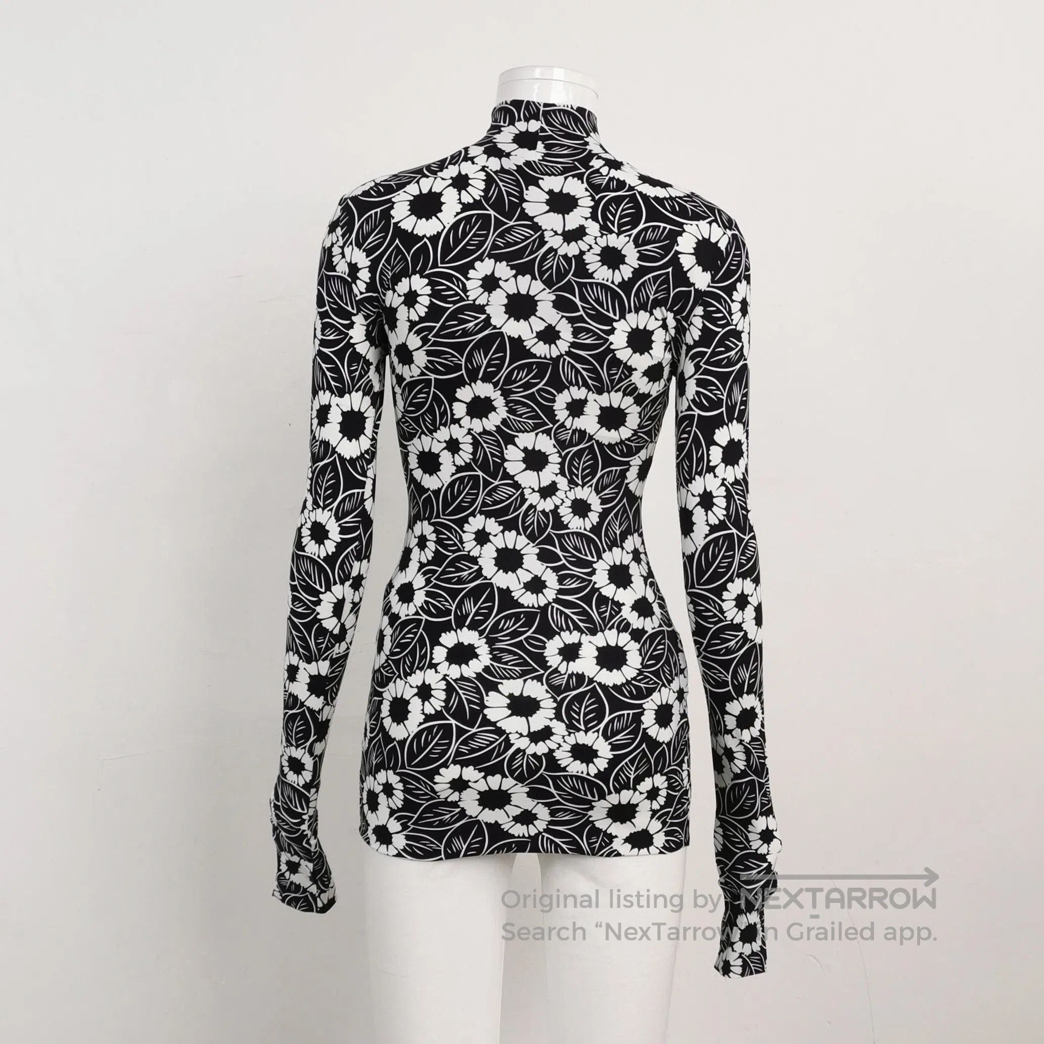 Prada Prada Floral Pattern High Neck Top Size 38 . Size S / US 4 / IT 40 - 2 Thumbnail