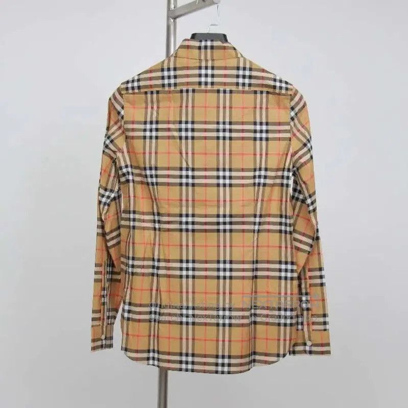 Burberry Burberry Khaki Check Long Sleeve Shirt. Size S / US 4 / IT 40 - 2 Thumbnail