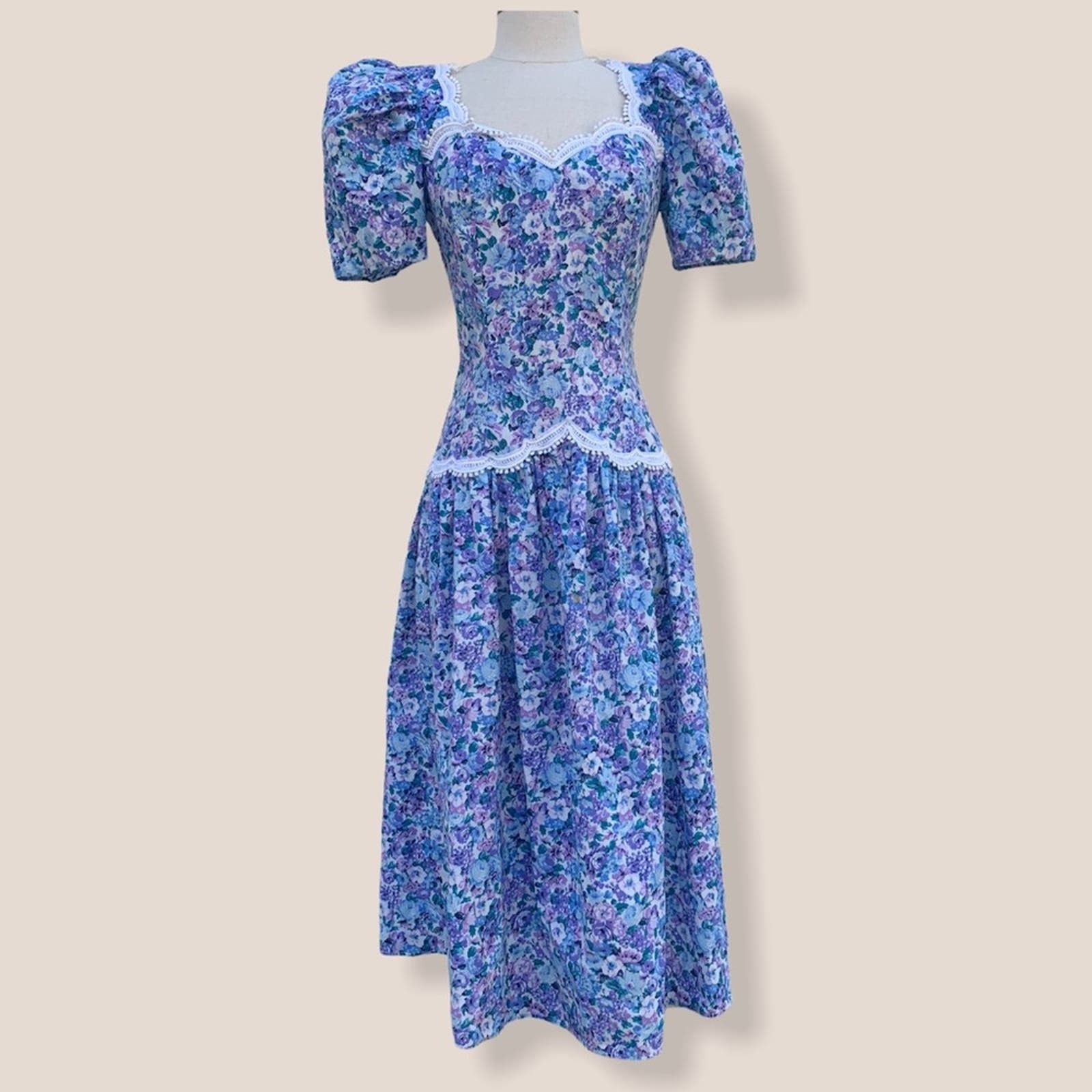 image of Vintage 80's Gunne Sax Floral Drop Waist Puff Sleeve Dress in Purple, Women's (Size Small)