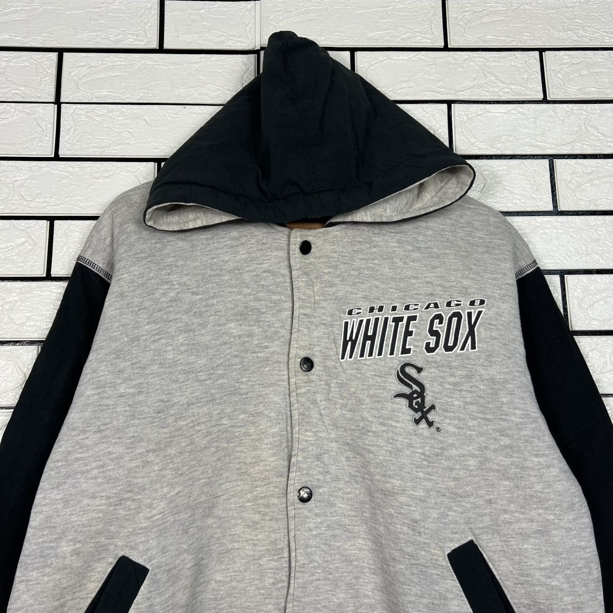 MLB CHICAGO WHITE SOX Reversible Hooded Varsity Youth #4059-C184 Size US M / EU 48-50 / 2 - 7 Thumbnail