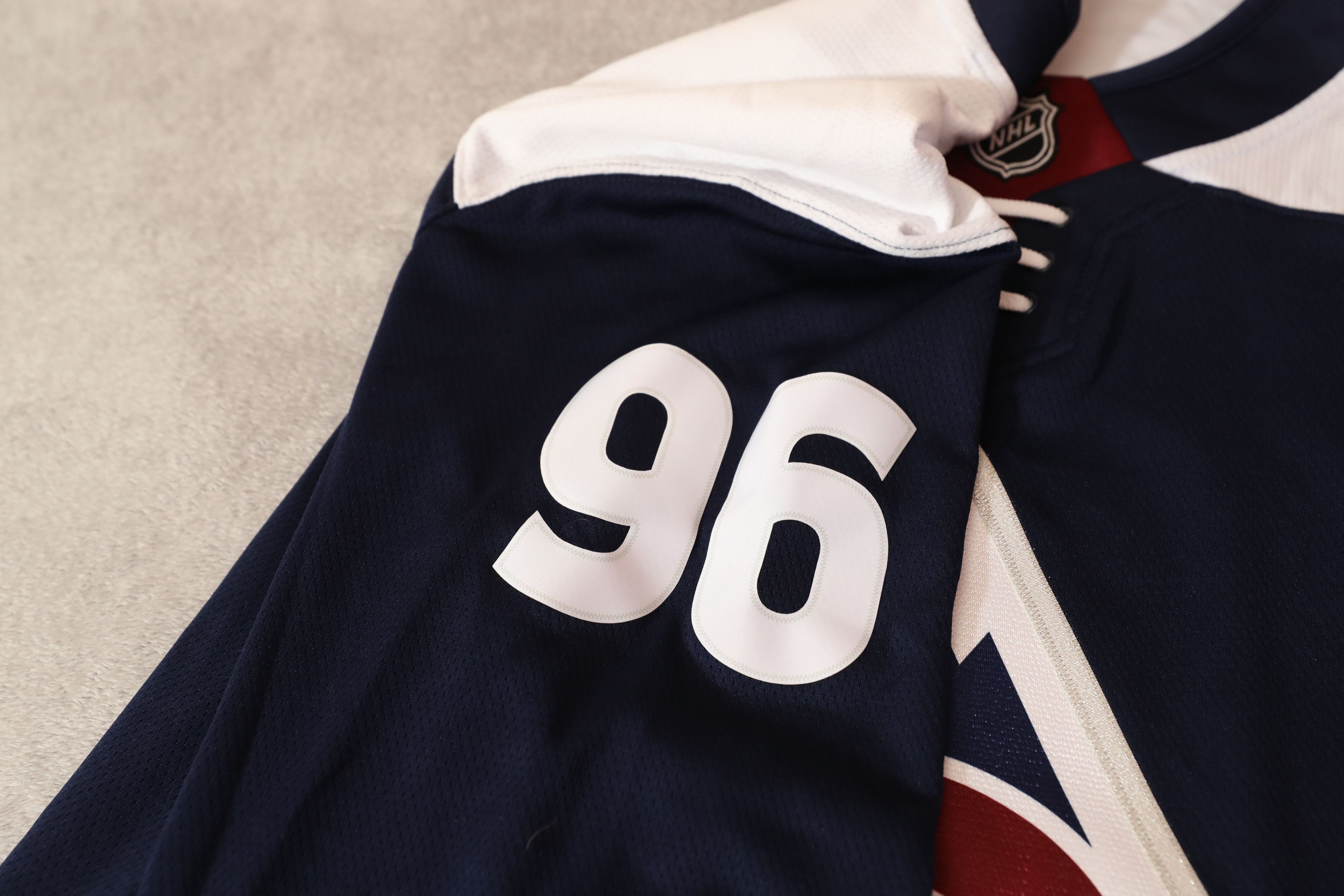 Avalanche Fanatics Colorado Avalanche Rantanen Signed Jersey (XL) Size US XL / EU 56 / 4 - 10 Thumbnail