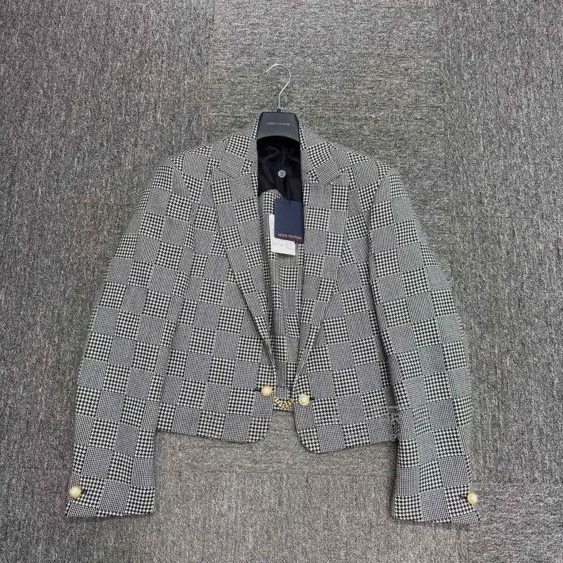Louis Vuitton Louis Vuitton Houndstooth wool cropped blazer jacket Size US M / EU 48-50 / 2 - 1 Thumbnail