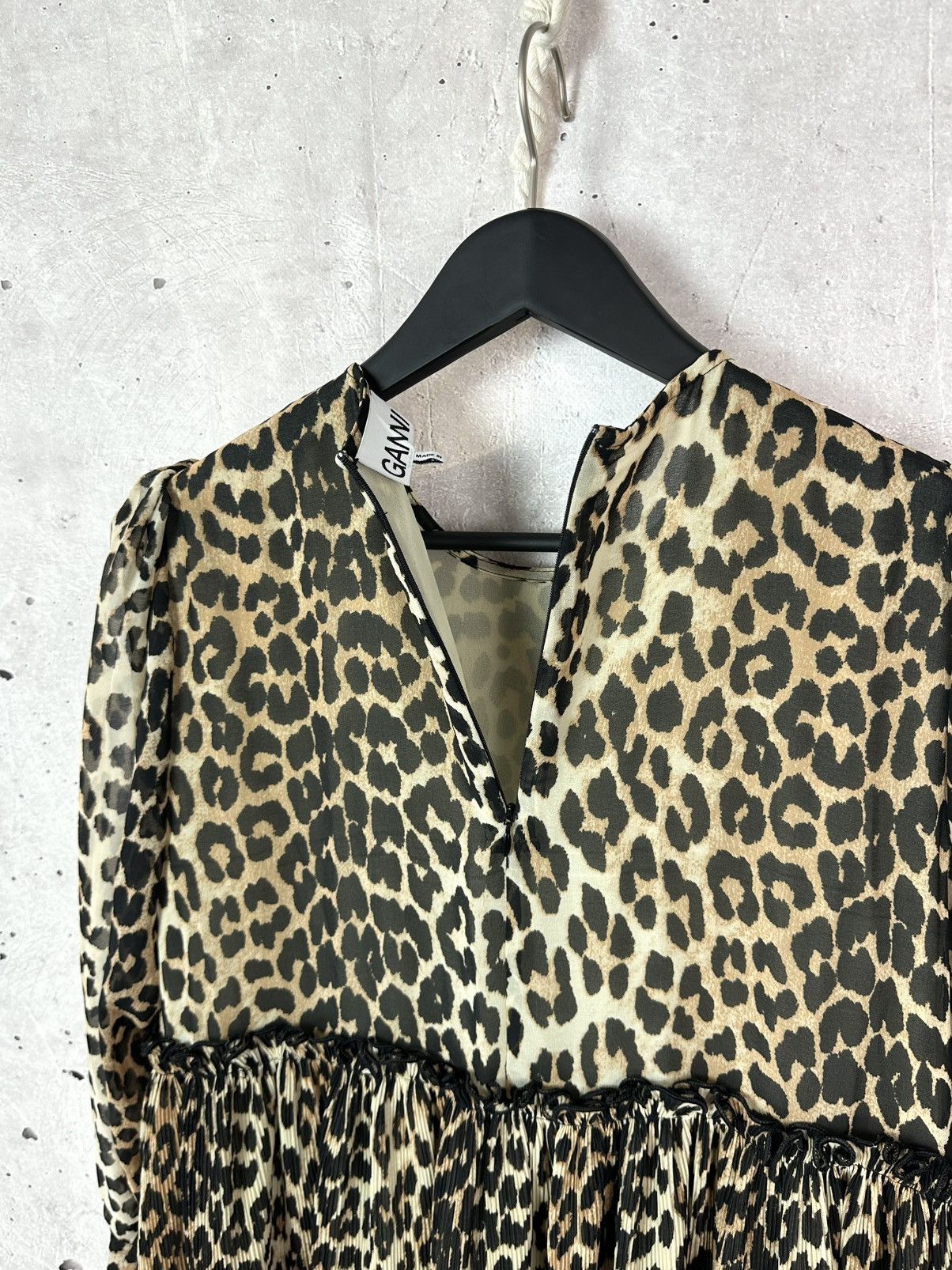 Ganni Ganni Leopard Midi Pleated Long Sleeve Dress Size XS / US 0-2 / IT 36-38 - 10 Thumbnail