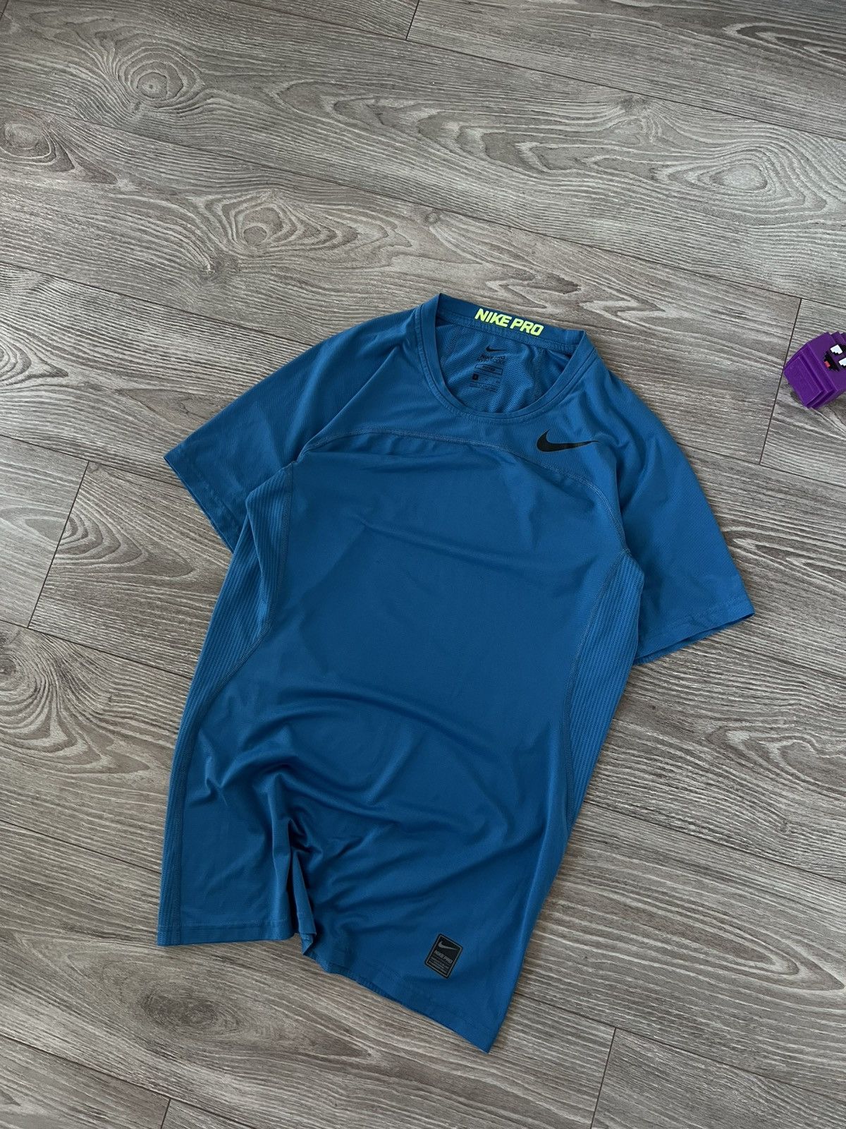 Nike ‼️Nike Pro Combat Hypercool Pitted Onyx Tyle Gym T-Shirt‼️ Size US S / EU 44-46 / 1 - 14 Thumbnail