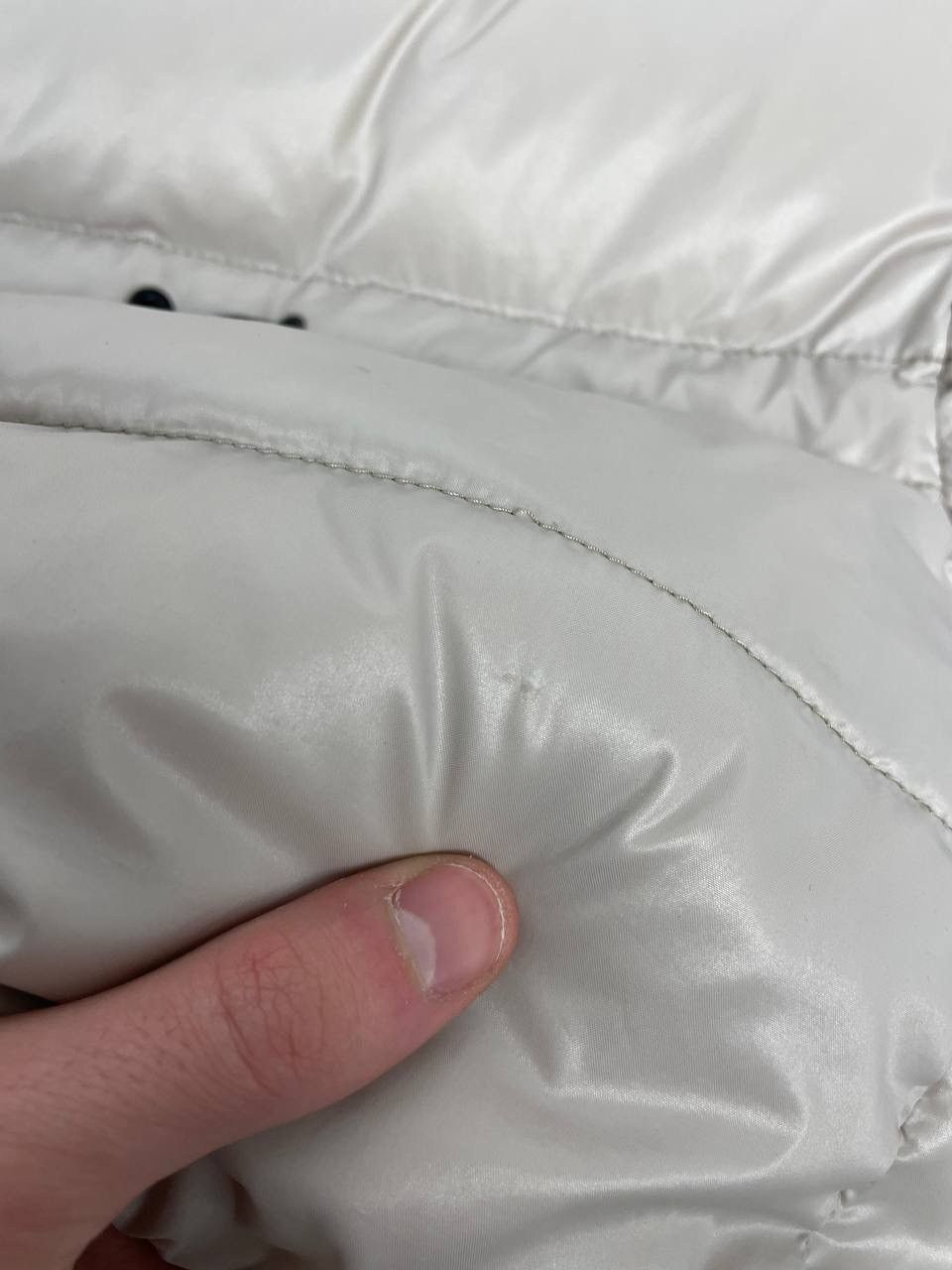 Moncler Vintage Moncler Indre Giubboto Women Puffer Jacket Beige Size XS / US 0-2 / IT 36-38 - 20 Thumbnail