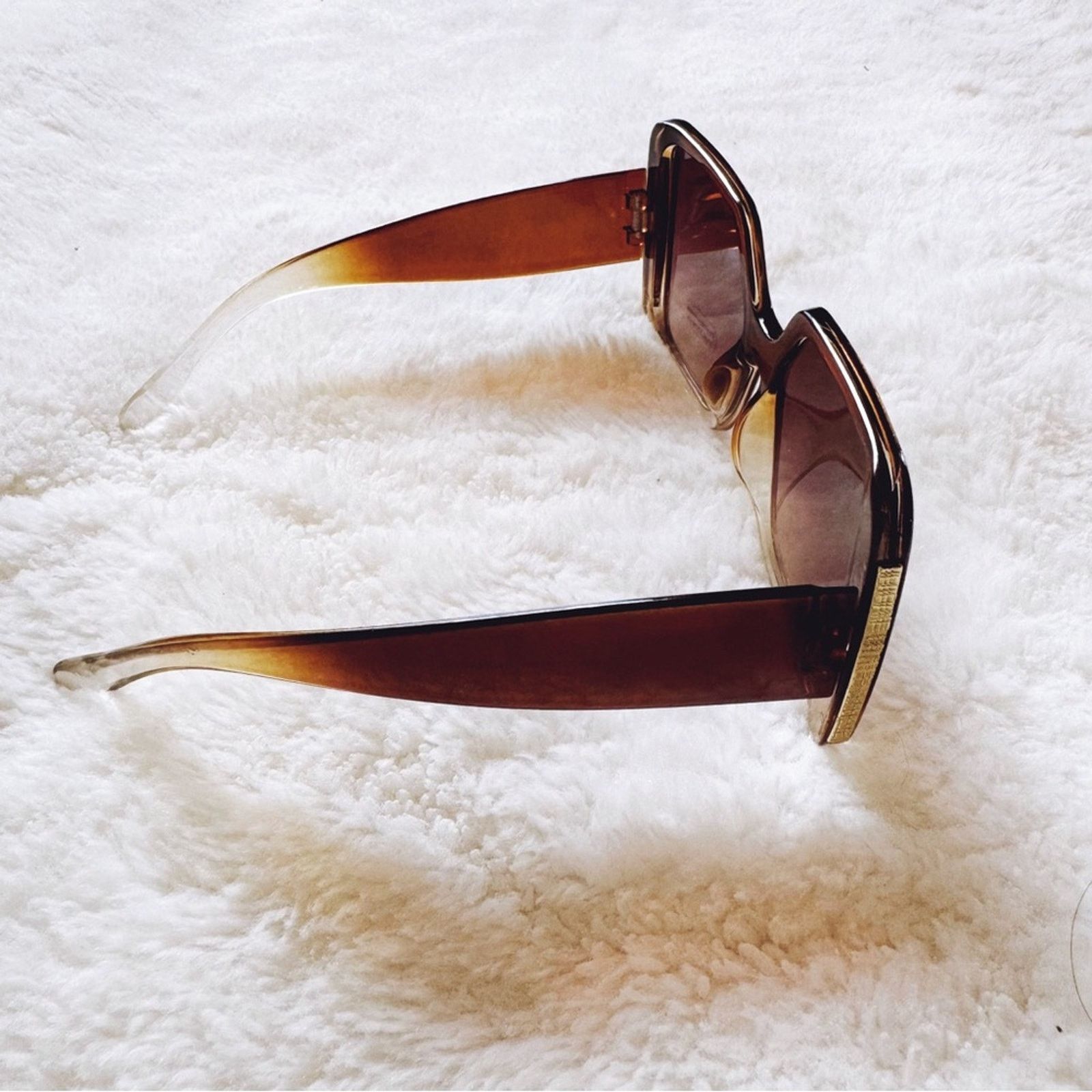Other Junia Clear Brown Oversized Sunglasses Size ONE SIZE - 9 Thumbnail