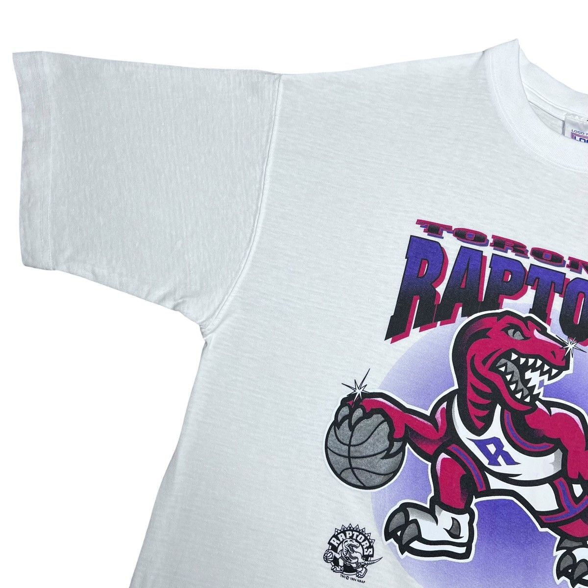 Logo 7 Vintage 1994 NBA Toronto Raptors Logo 7 Big Print T-Shirt Size US L / EU 52-54 / 3 - 8 Thumbnail