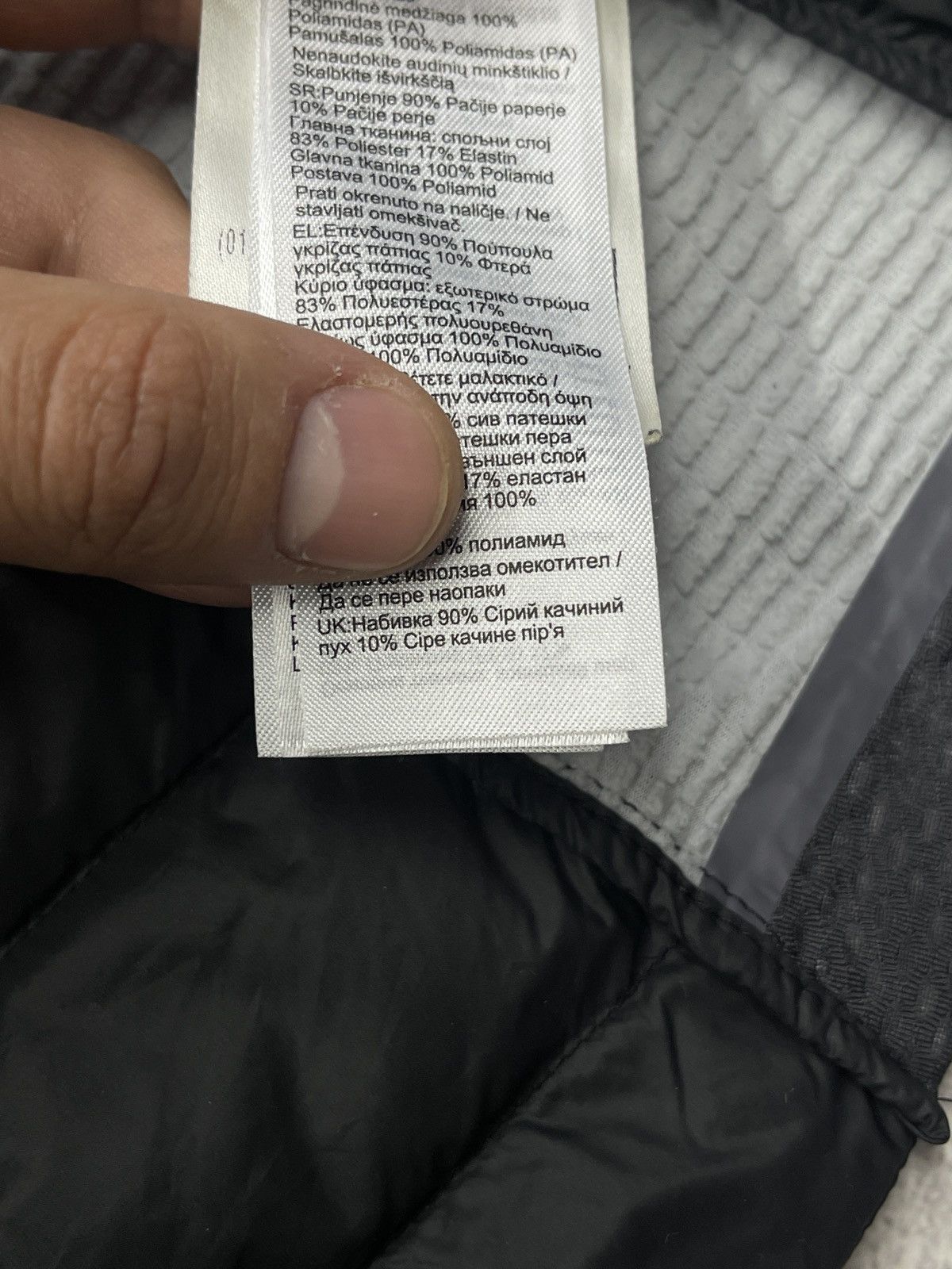 Other Mens Wedze Decathlon Down Jacket Black/Grey Outdoor Gorpcore Size US S / EU 44-46 / 1 - 14 Thumbnail
