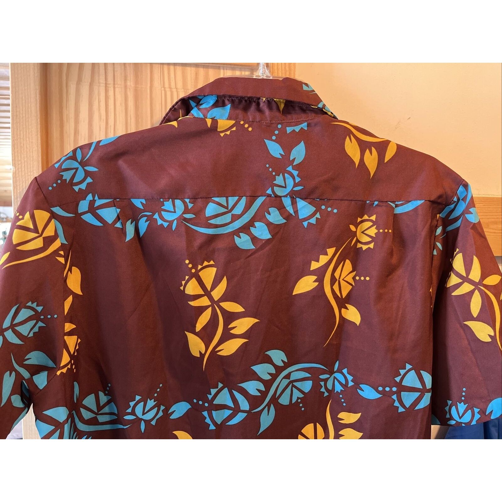 Other Pomare Vintage Men’s M Brown Floral Polyester Hawaiian Shirt Size US M / EU 48-50 / 2 - 8 Thumbnail