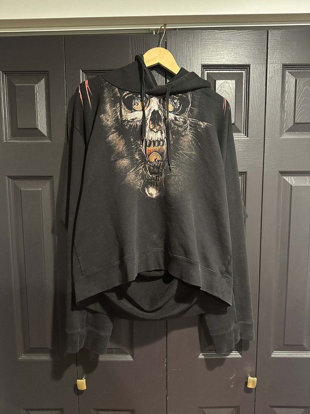 Vetements AW18 Vetements Misplaced Skull Hoodie Black | Grailed