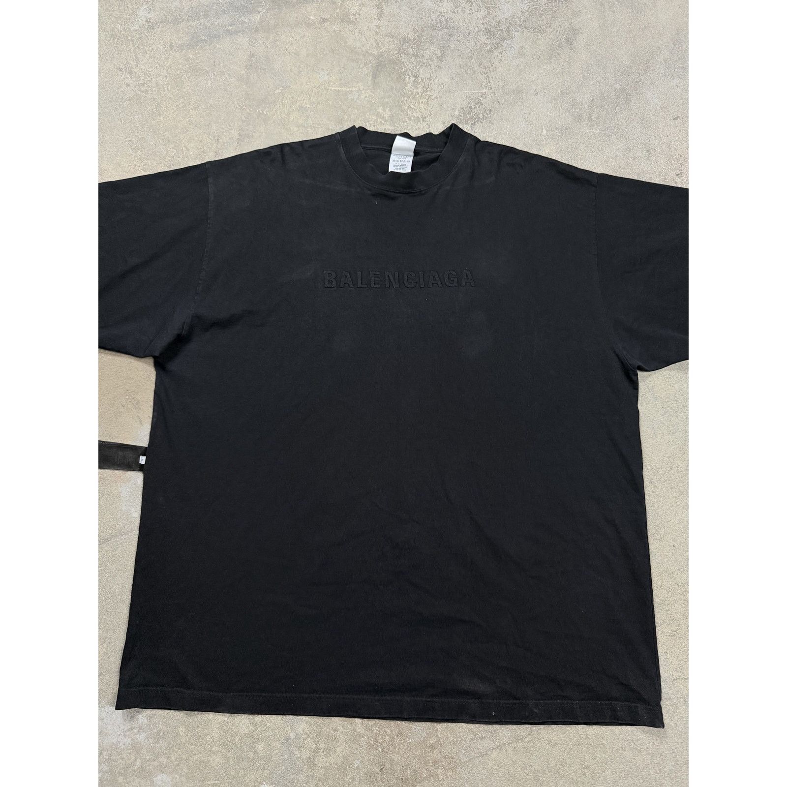 Balenciaga Balenciaga Inside Out Tee Black Used 4 (XL) Size US XL / EU 56 / 4 - 1 Thumbnail