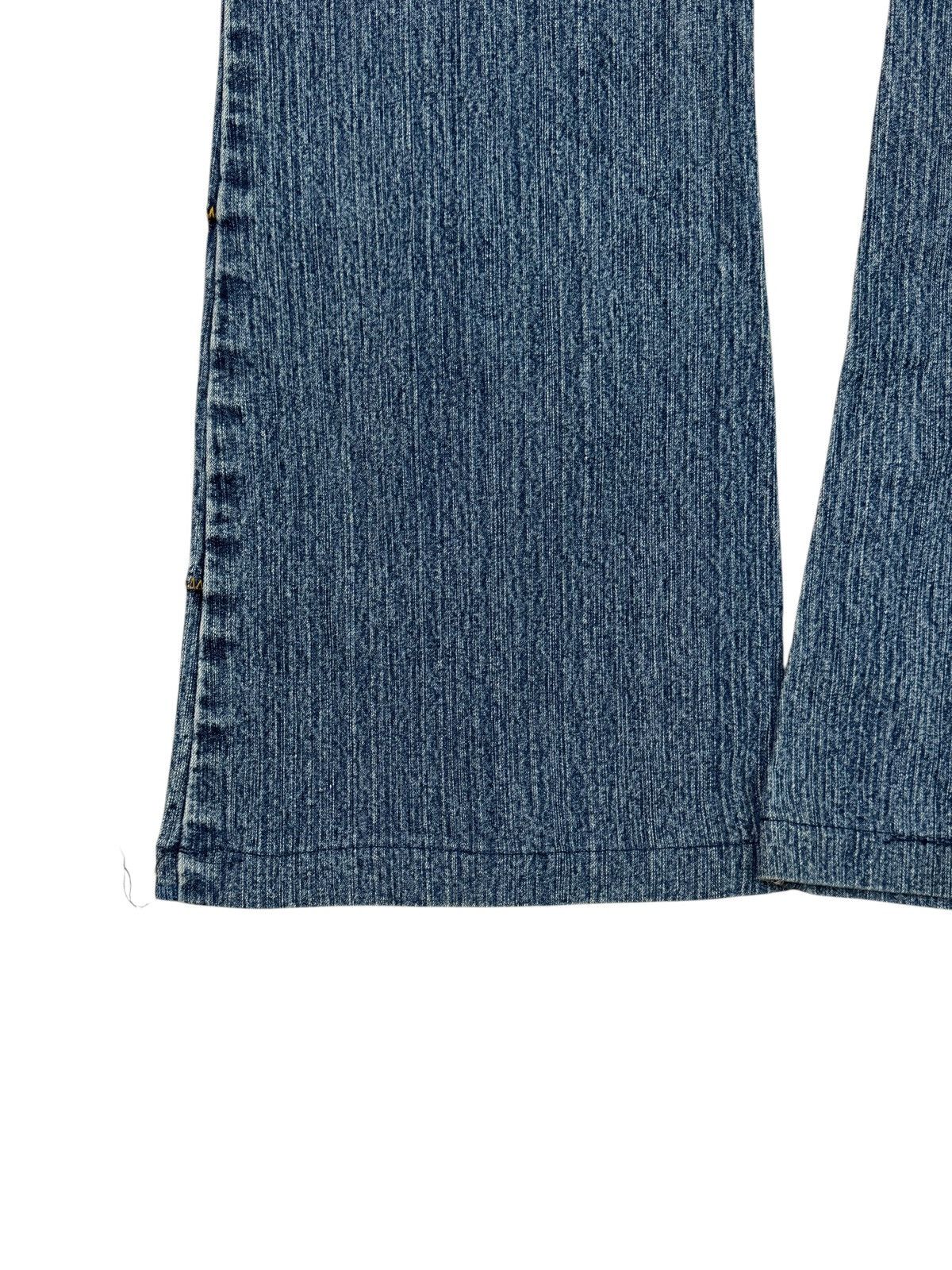 Hysteric Glamour FLARED SEBO RECONSTRUCTED DESIGN ELASTIC DENIM JEANS Size 28" / US 6 / IT 42 - 16 Thumbnail