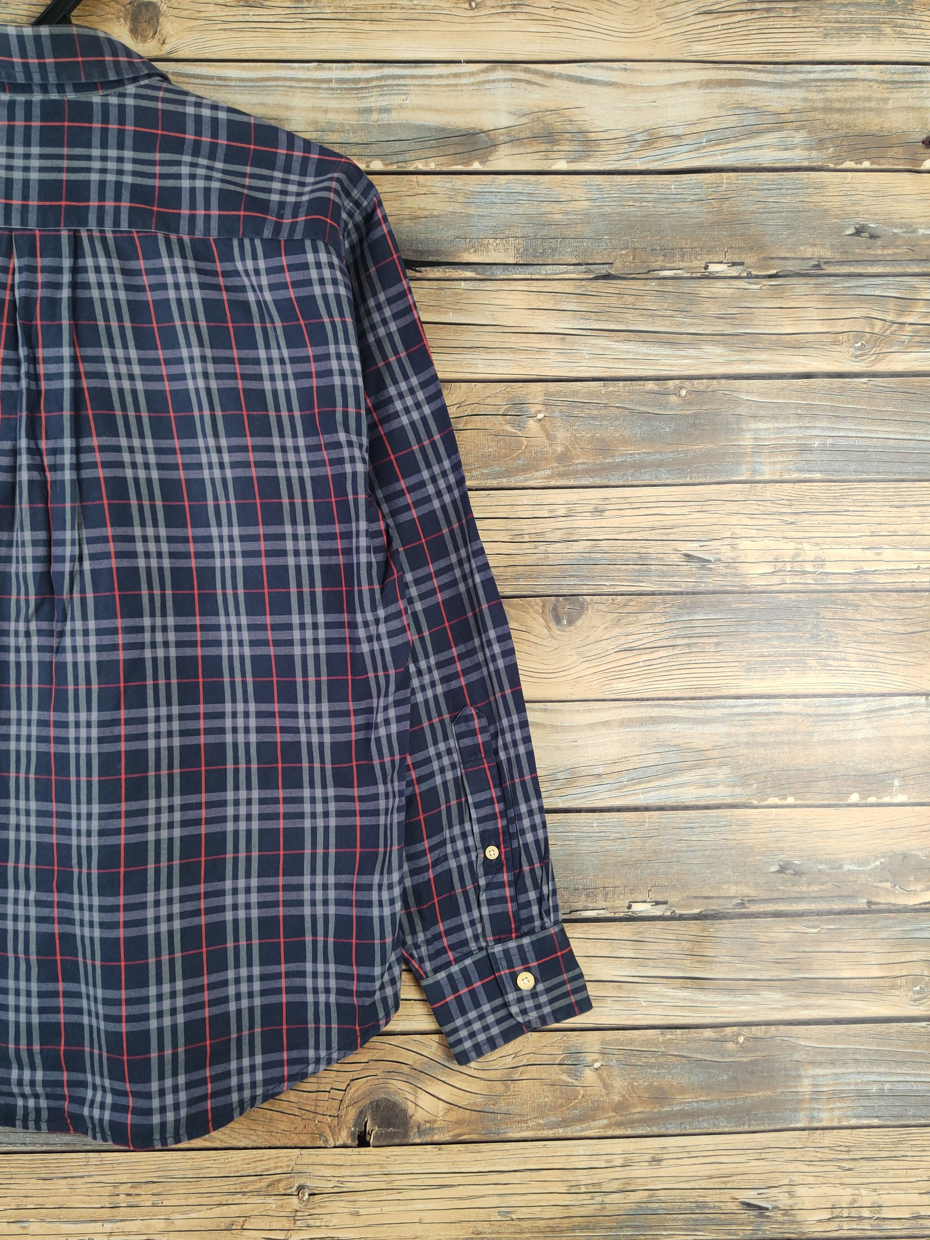 Burberry DLL Burberrys Navy Button Ups Shirts #023 Size US M / EU 48-50 / 2 - 10 Thumbnail