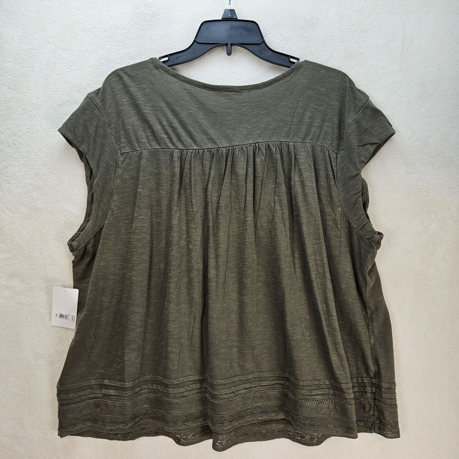 Lucky Brand LUCKY BRAND WOMEN'S XXL LACE SHELL SLEEVE TEE DUSTY OLIVE Size XXL / US 16-18 / IT 52-54 - 6 Thumbnail