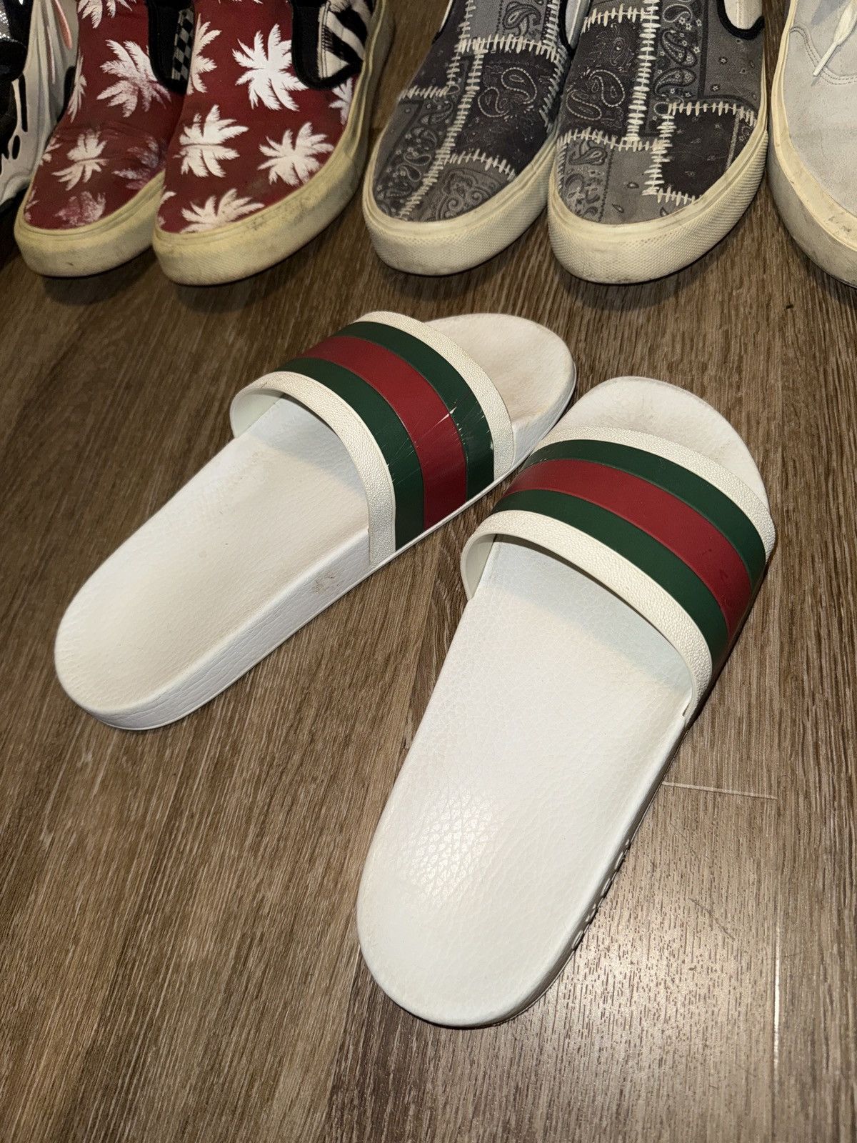 Gucci white gucci slides SIZE 10 Size US 10 / EU 43 - 2 Thumbnail