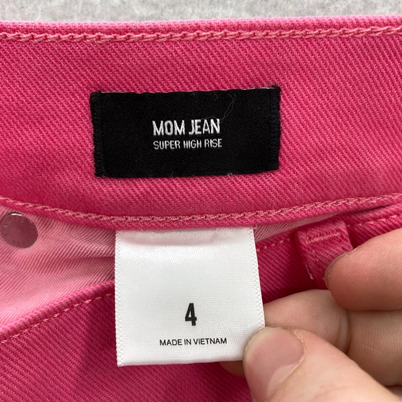 Express Express Jeans Women’s 4 Pink Dark Wash Denim Stretch High Rise 5 Pocket NWT Mom Jeans Size 27" / US 4 / IT 40 - 6 Thumbnail