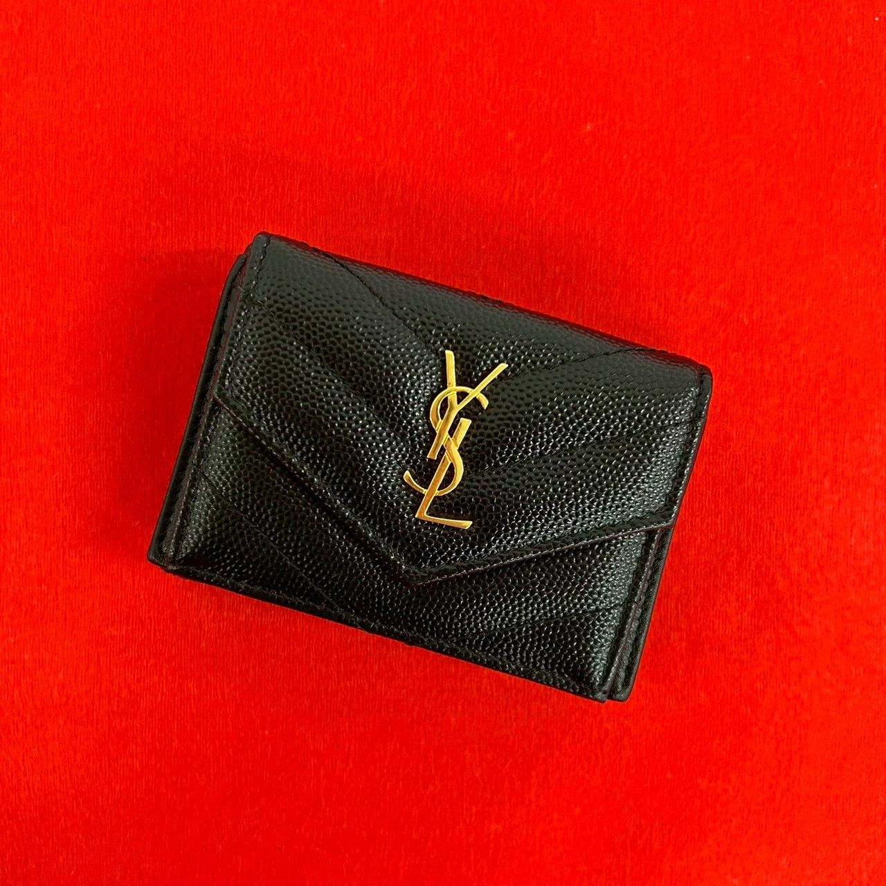 Yves Saint Laurent Yves Saint Laurent Saint Laurent Paris Leather Trifold Wallet Leather Short Wallet 60063 DUTY FREE for USA Size ONE SIZE - 1 Thumbnail
