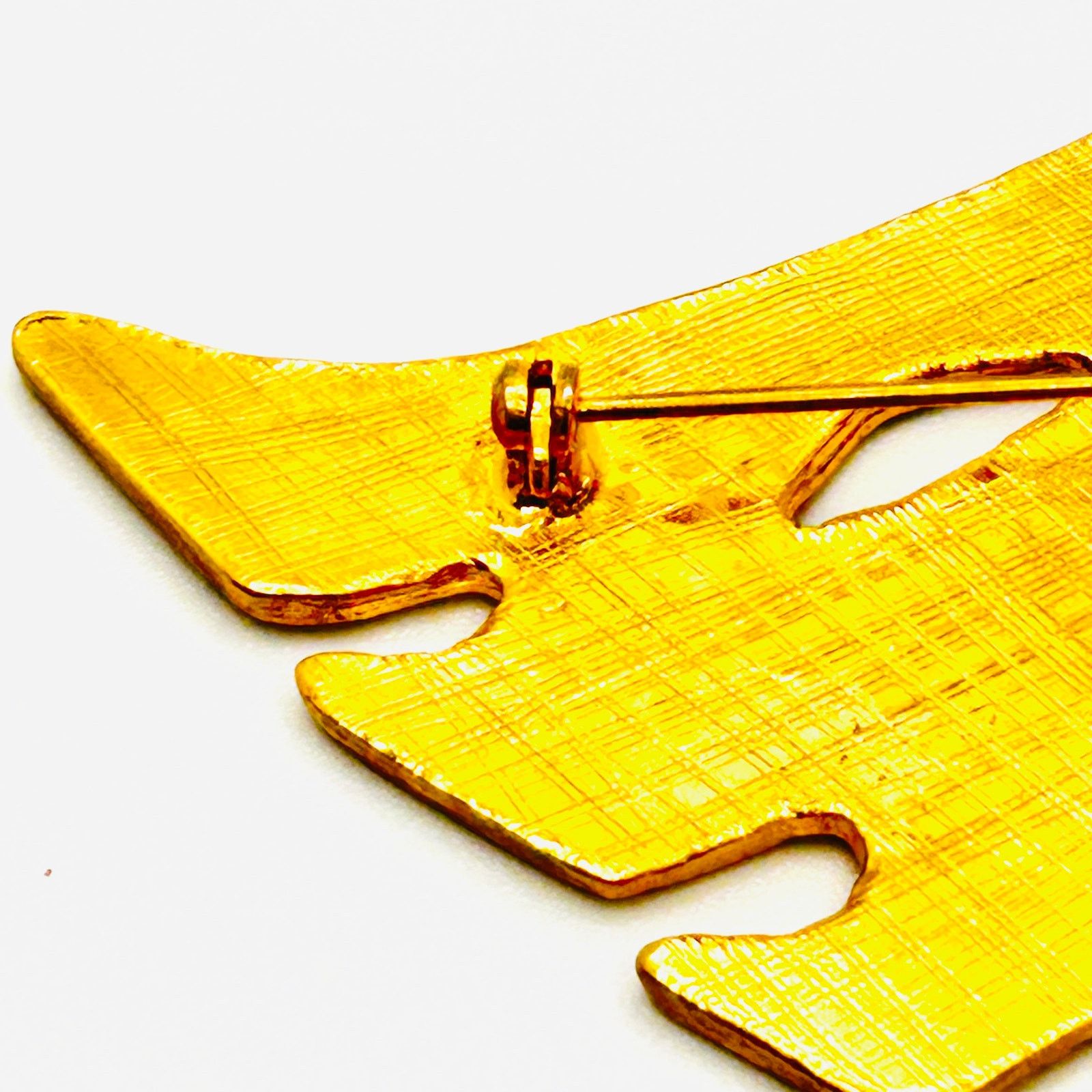Vintage Vintage 80s Gold Enamel Glam High Heel Trio Brooch Pin Size ONE SIZE - 5 Thumbnail