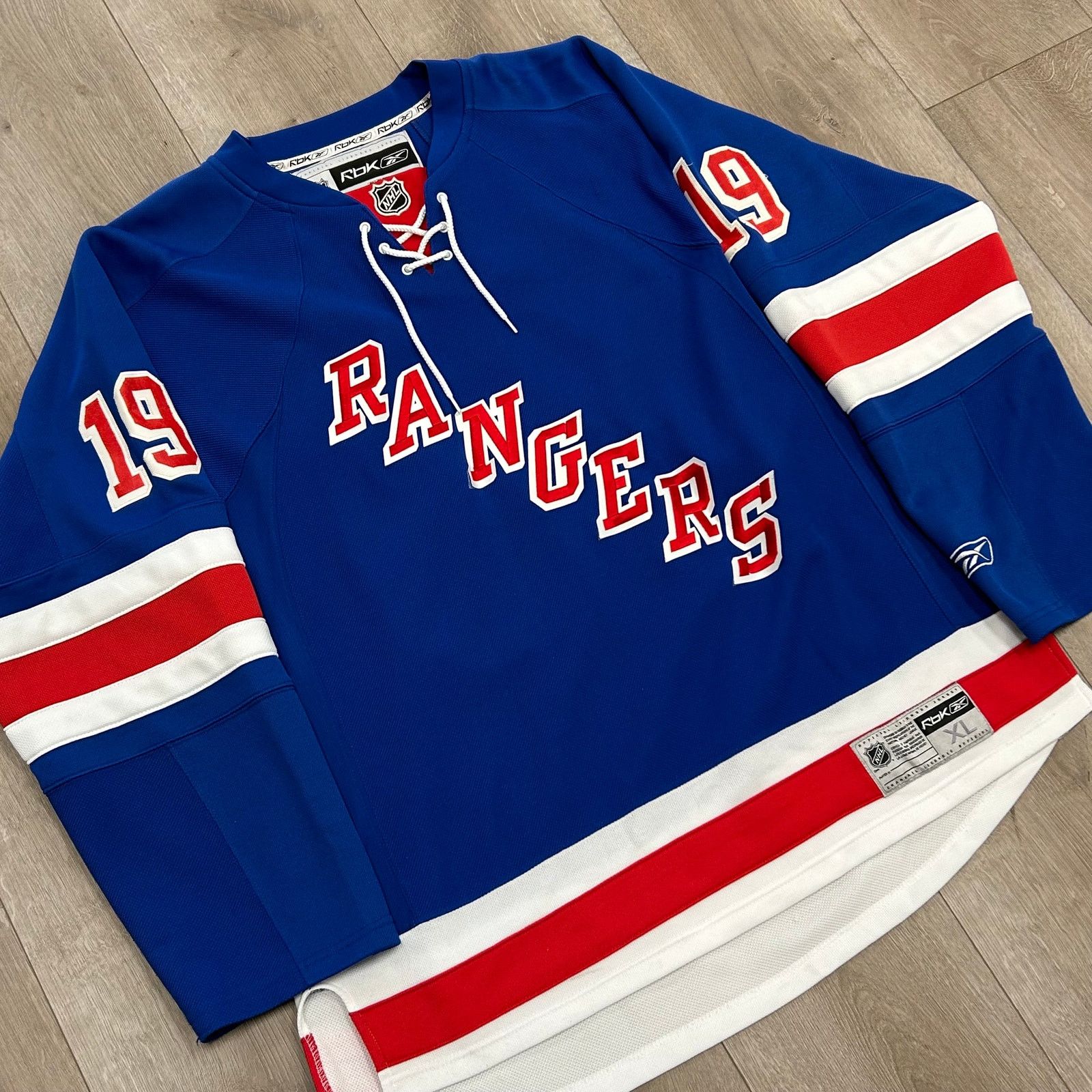 Reebok NEW YORK RANGERS GOMEZ Blue #19 NHL Hockey JERSEY size XL B9 Size US XL / EU 56 / 4 - 2 Thumbnail