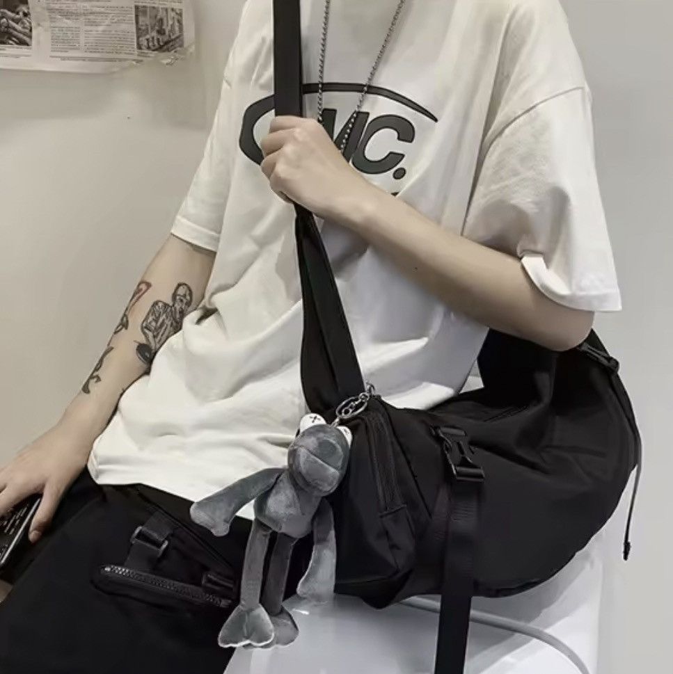 Japanese Brand large-capacity shoulder bag sports backpack Size ONE SIZE - 4 Thumbnail