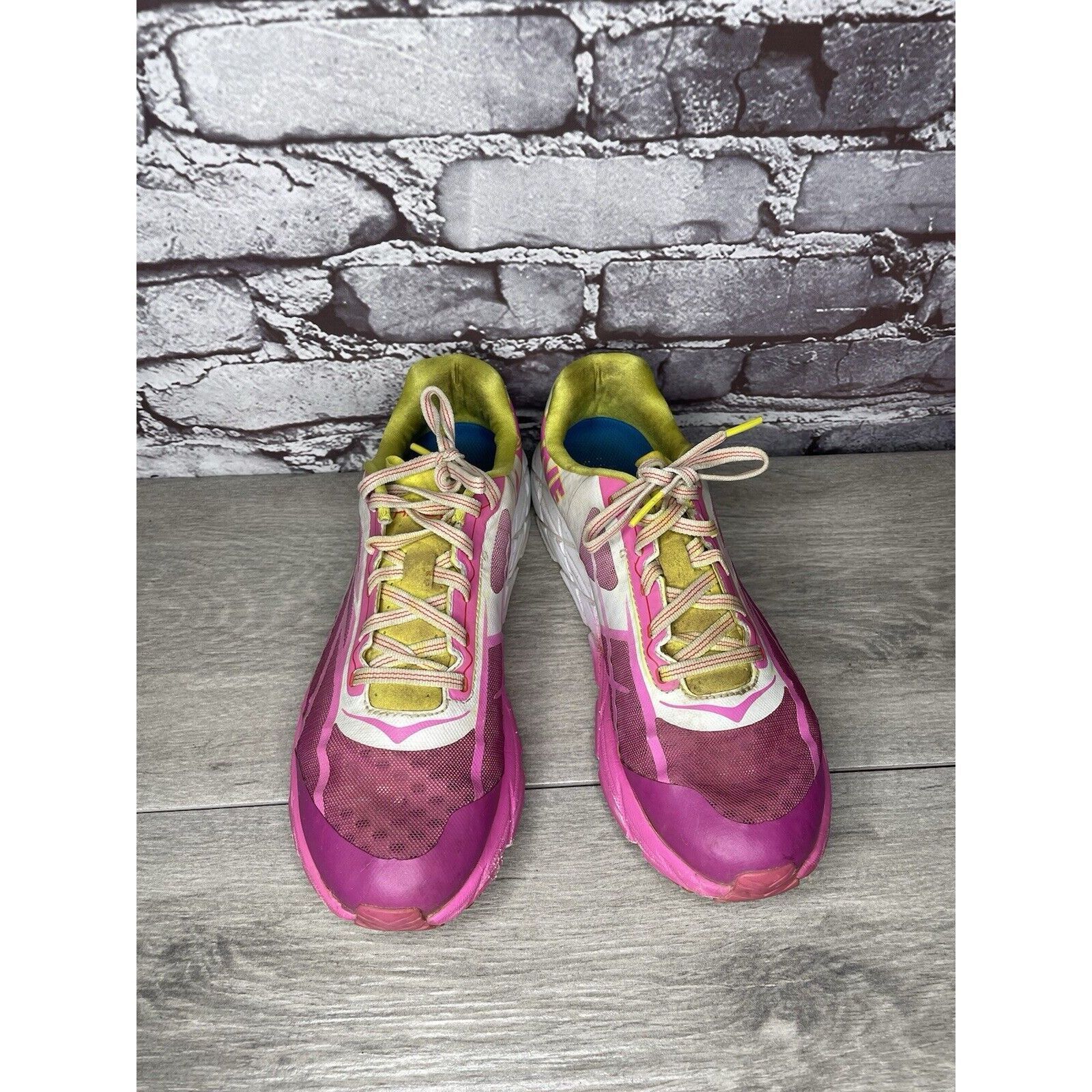 Hoka HOKA ONE TRACER Pink FUSCIA CITRUS Lace Up Sneakers Women 9M Size US 9 / IT 39 - 15 Thumbnail