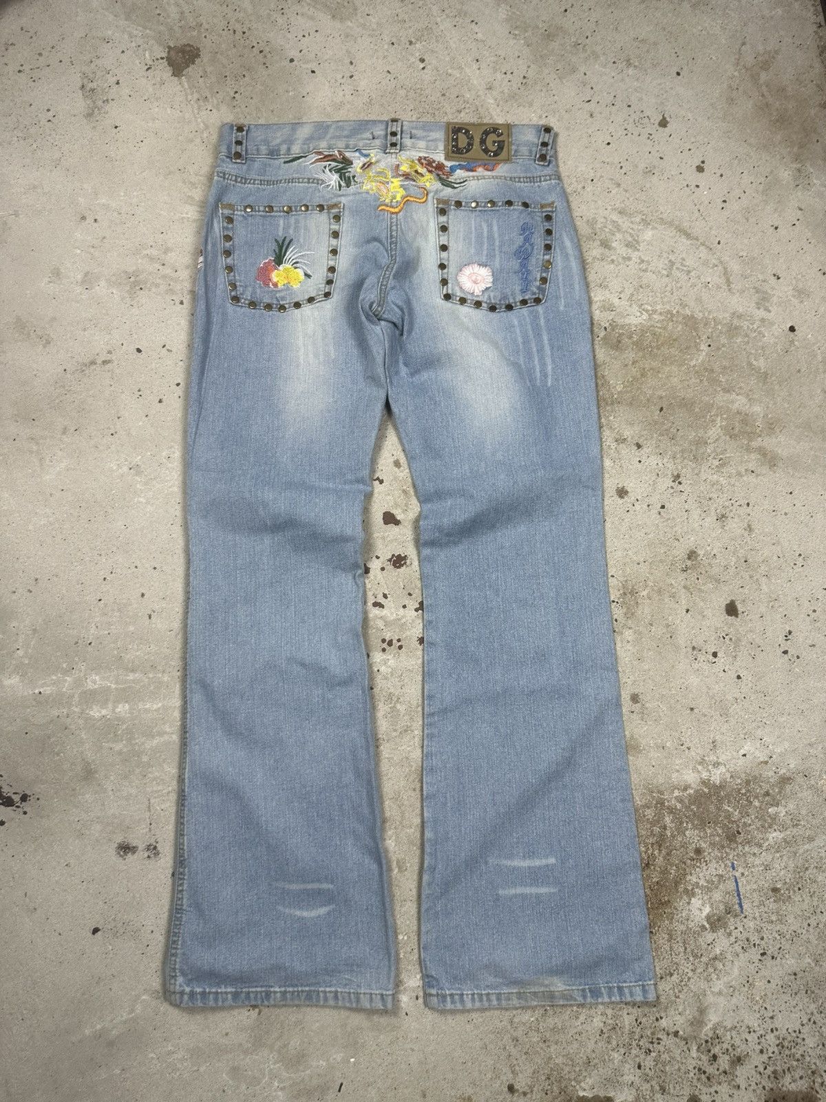 Dolce & Gabbana 2000s Dolce & Gabbana Hawaii Embroidery Bootcut Jeans Studs Size 32" / US 10 / IT 46 - 1 Thumbnail