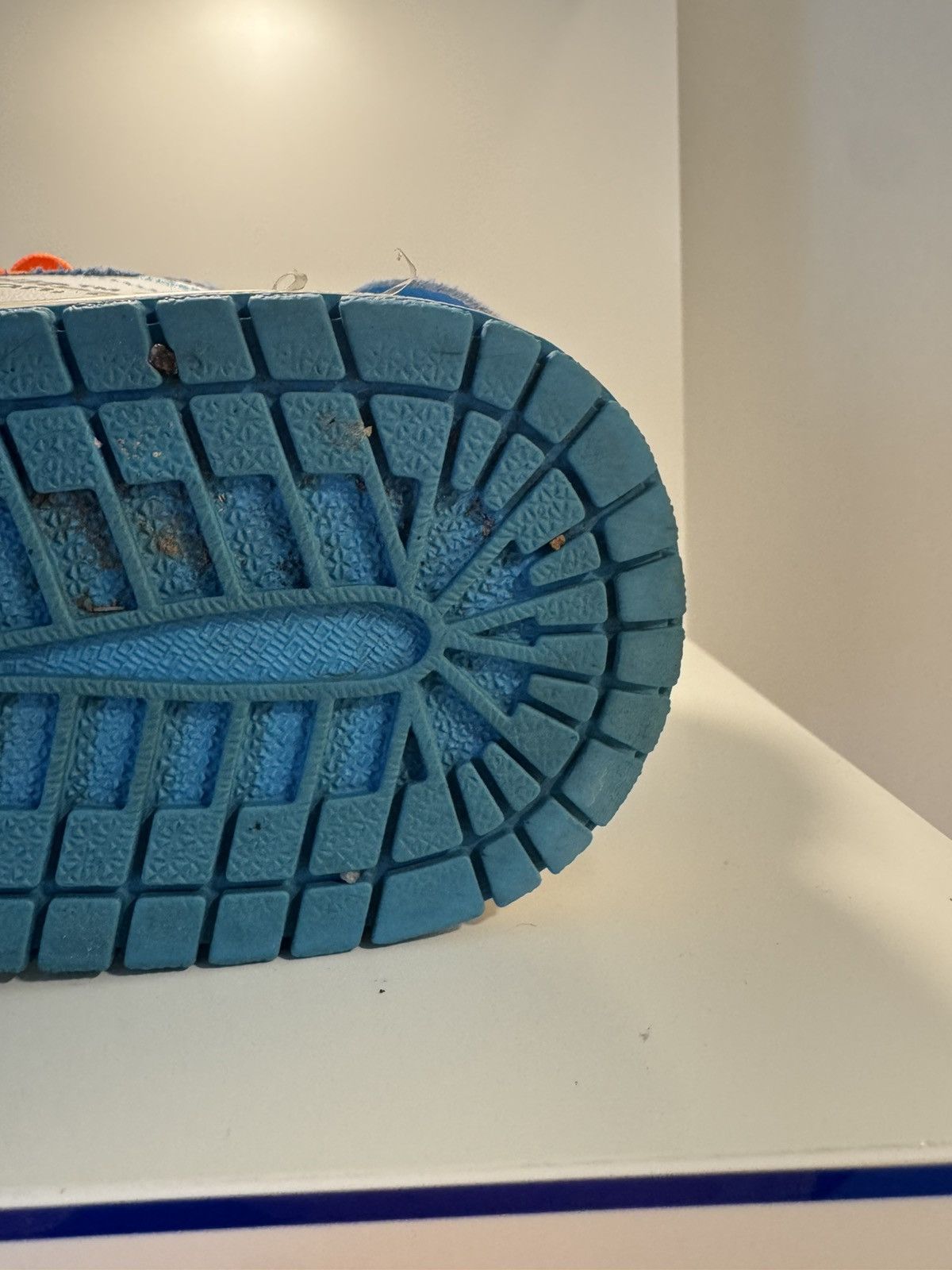 Off-White Jordan one off-white UNC Size US 7 / EU 40 - 9 Thumbnail