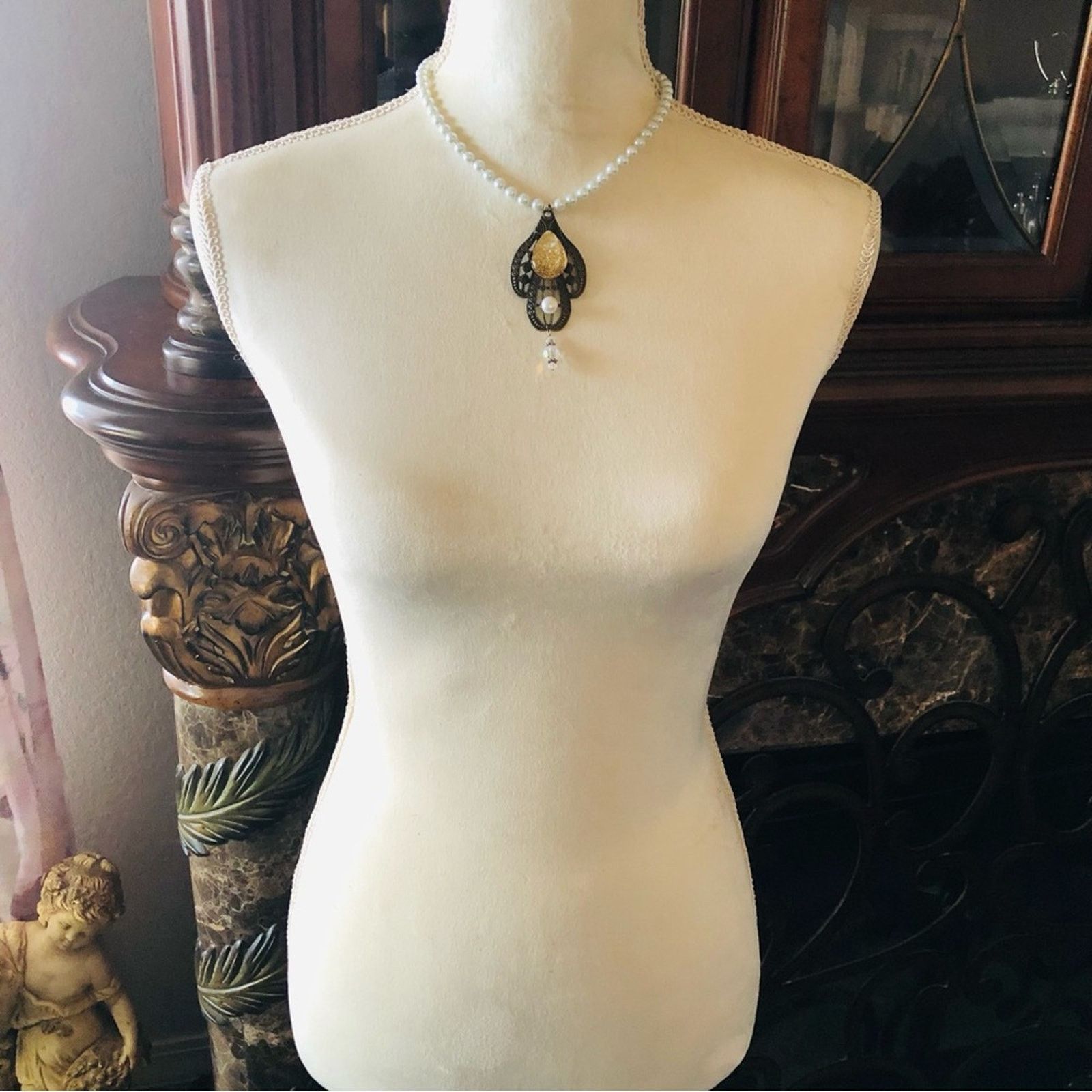 Handmade Handcrafted repurpose teardrop pearl crystal Pearl necklace Size ONE SIZE - 6 Thumbnail