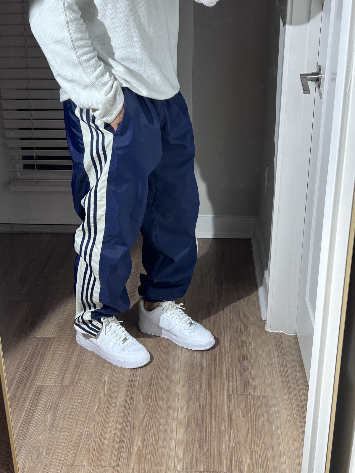 Adidas × Vintage Adidas Vintage Mens Nylon Pants Drill Y2K Size US 36 / EU 52 - 16 Thumbnail
