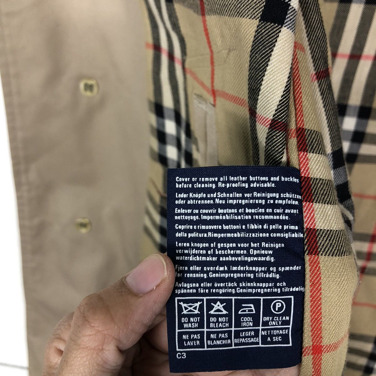 Burberry 🔥Vintage Long Jacket Burberry Made in England Nova Check Size US M / EU 48-50 / 2 - 17 Thumbnail