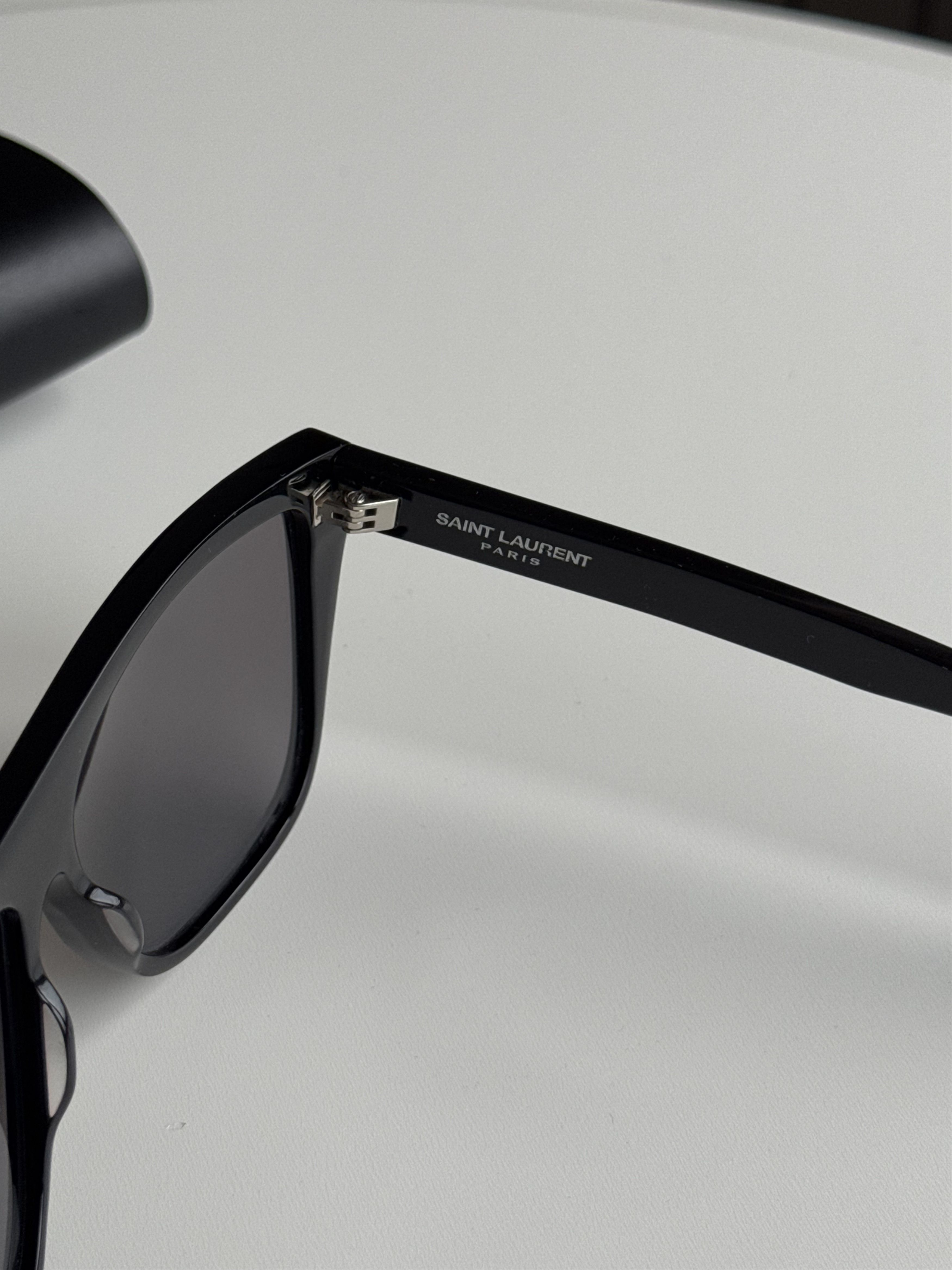 Saint Laurent Paris Saint Laurent Sunglasses Size ONE SIZE - 15 Thumbnail