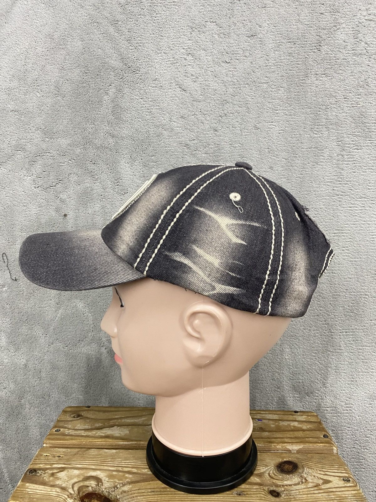 Robin Ruth 🔥RaRe🔥VINTAGE ROBIN RUTH MUNCHEN CAP TRASHED FADED DENIM Size ONE SIZE - 2 Thumbnail