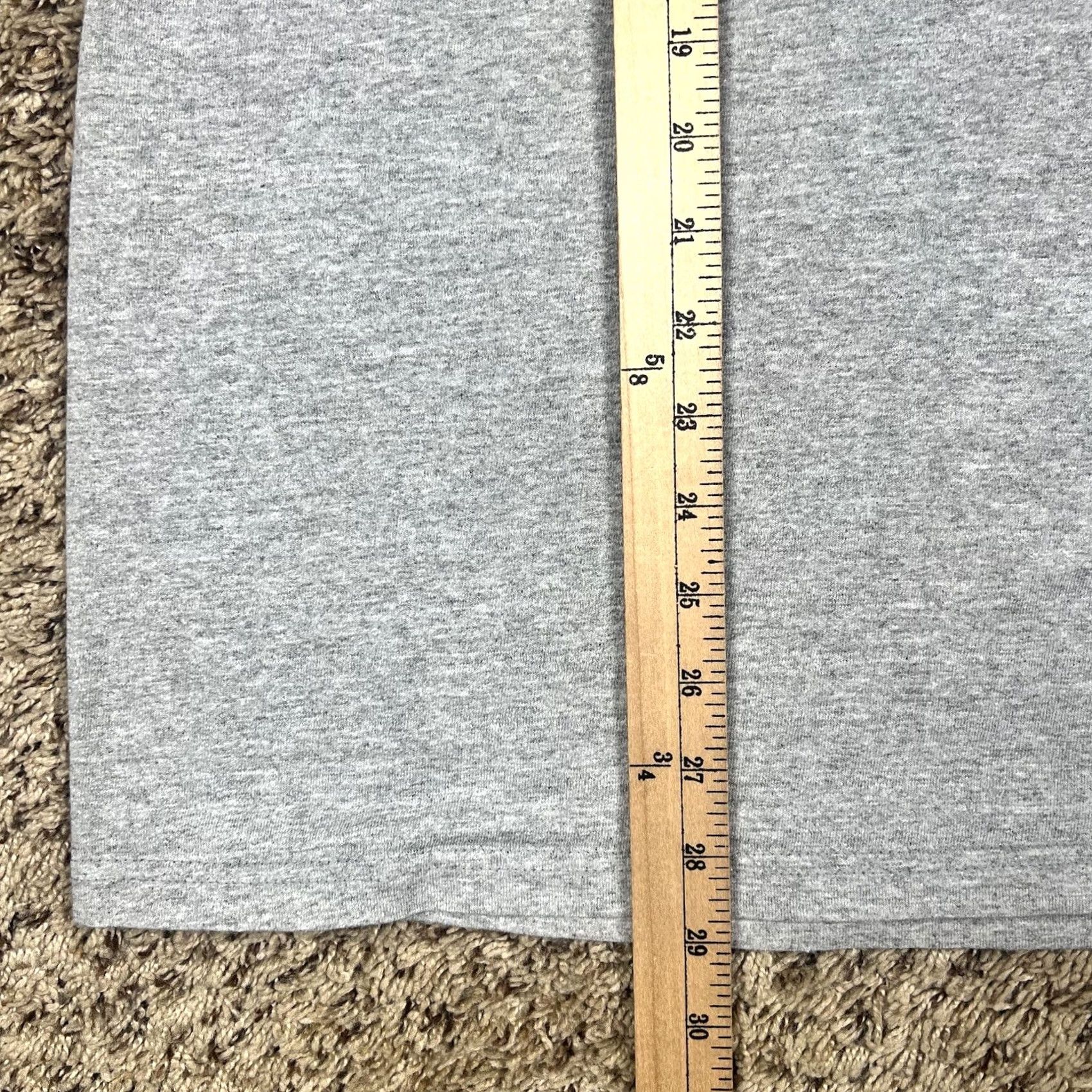 Nike VINTAGE Nike Virginia Basketball Front Spellout Graphic T-Shirt Medium Mens Gray Crew Neck Short Sleeve Size US M / EU 48-50 / 2 - 7 Thumbnail