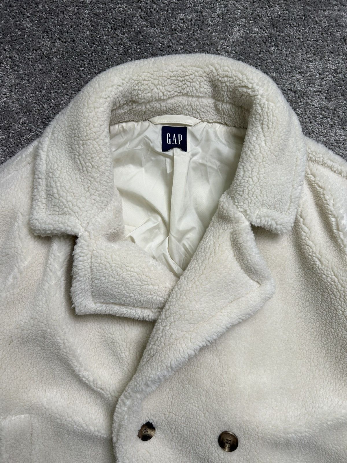 Gap × Vintage Vintage Y2K Faux Fur Sherpa Double Breasted Coat Jacket Size M / US 6-8 / IT 42-44 - 3 Thumbnail