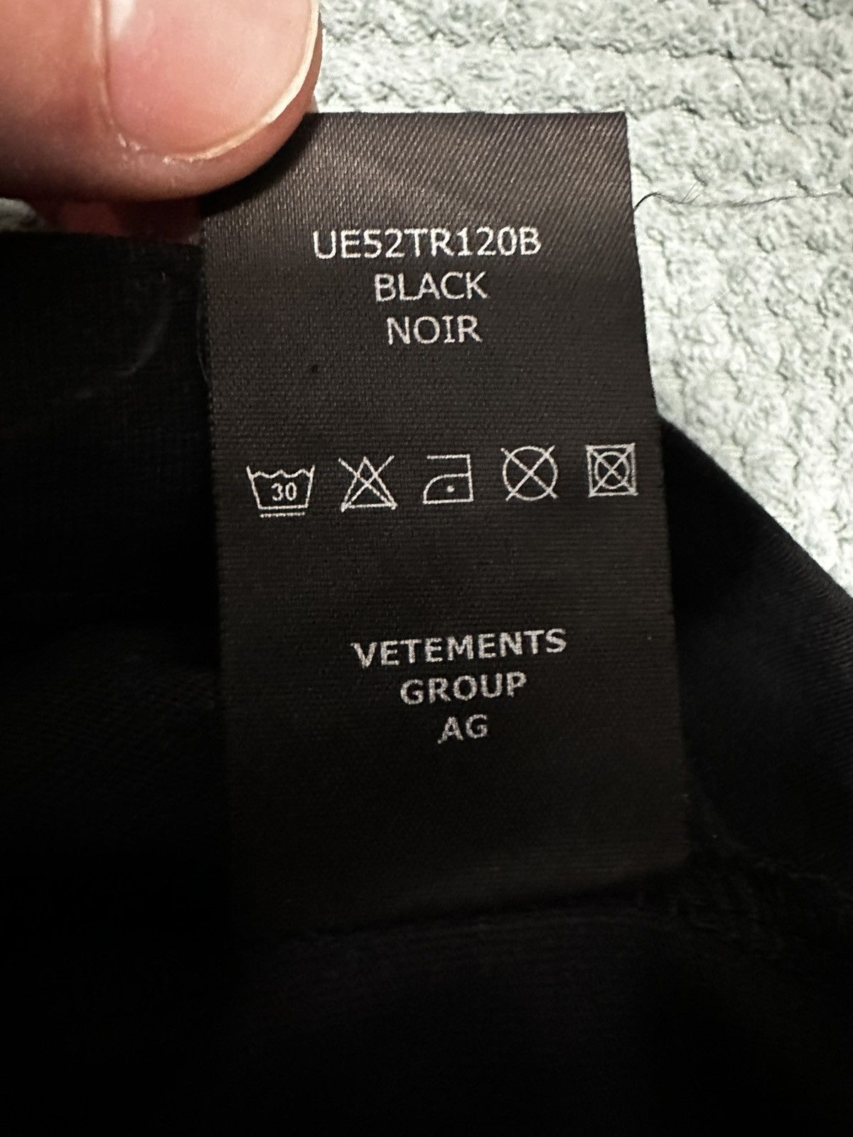 Vetements Vetements logo t shirt Size US M / EU 48-50 / 2 - 4 Thumbnail